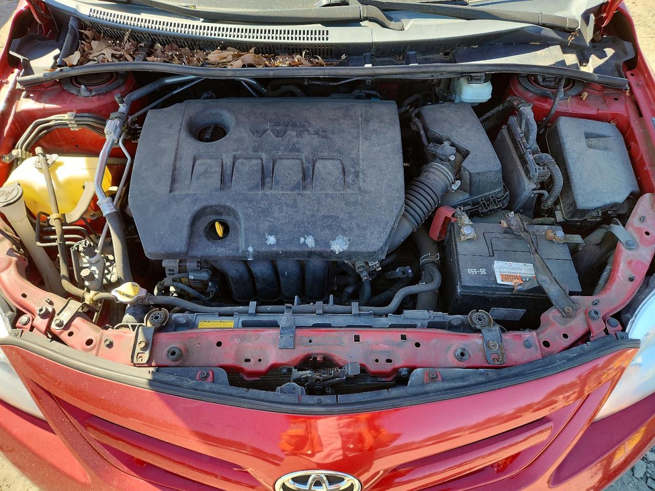 2011 Toyota Corolla Le Красный vin: 2T1BU4EE2BC741817