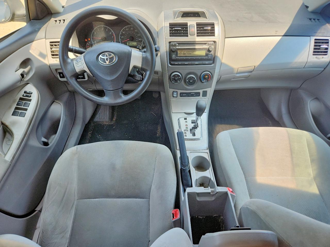 2012 Toyota Corolla Le Silver vin: 2T1BU4EE2CC776407