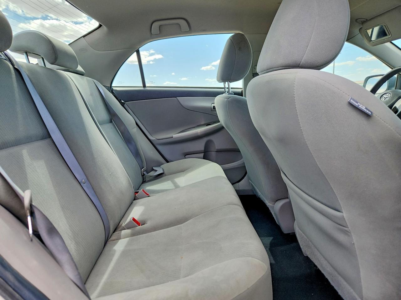 2012 Toyota Corolla Le Серебряный vin: 2T1BU4EE2CC778142