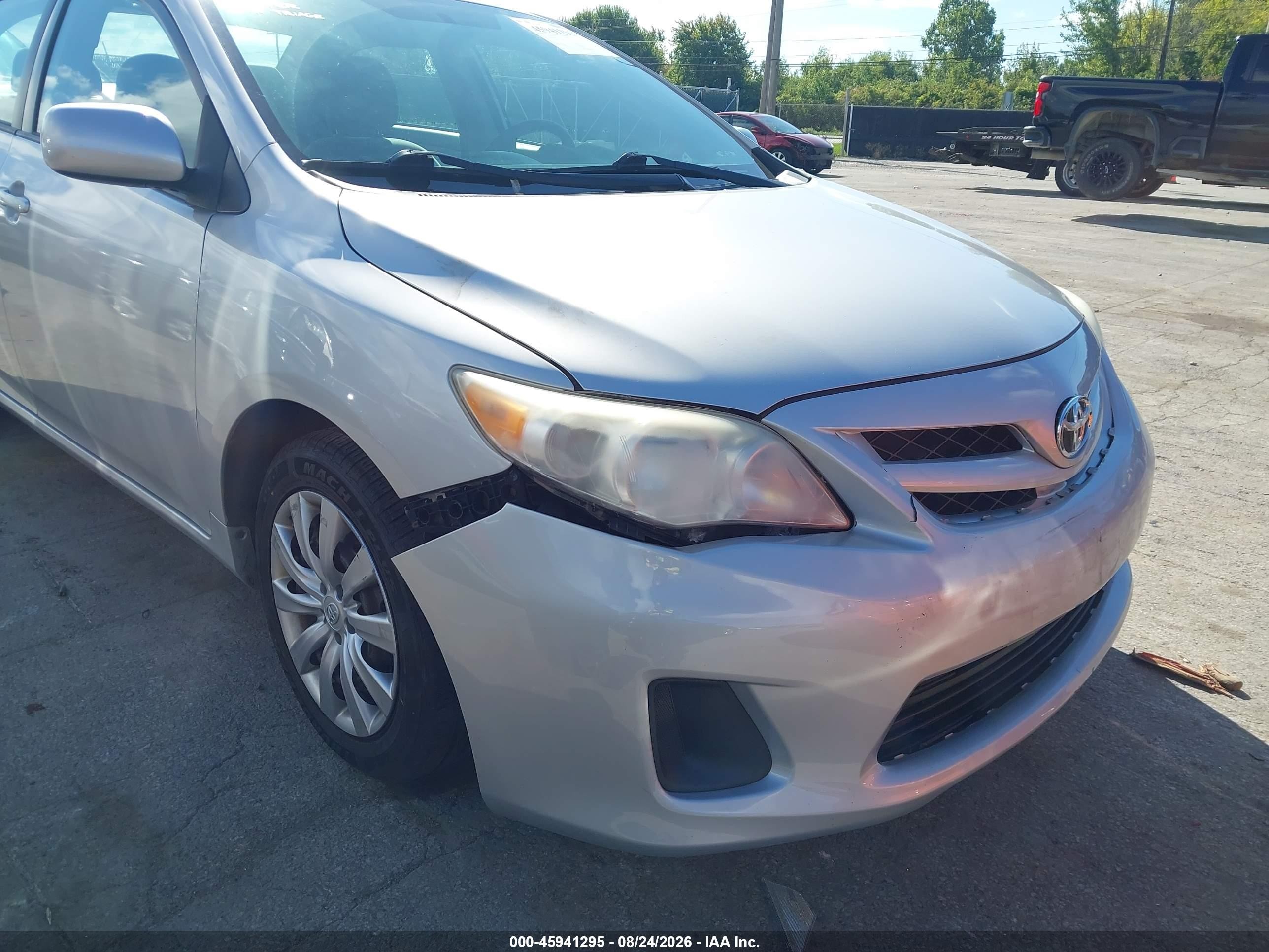 2012 Toyota Corolla Le Silver vin: 2T1BU4EE2CC792297
