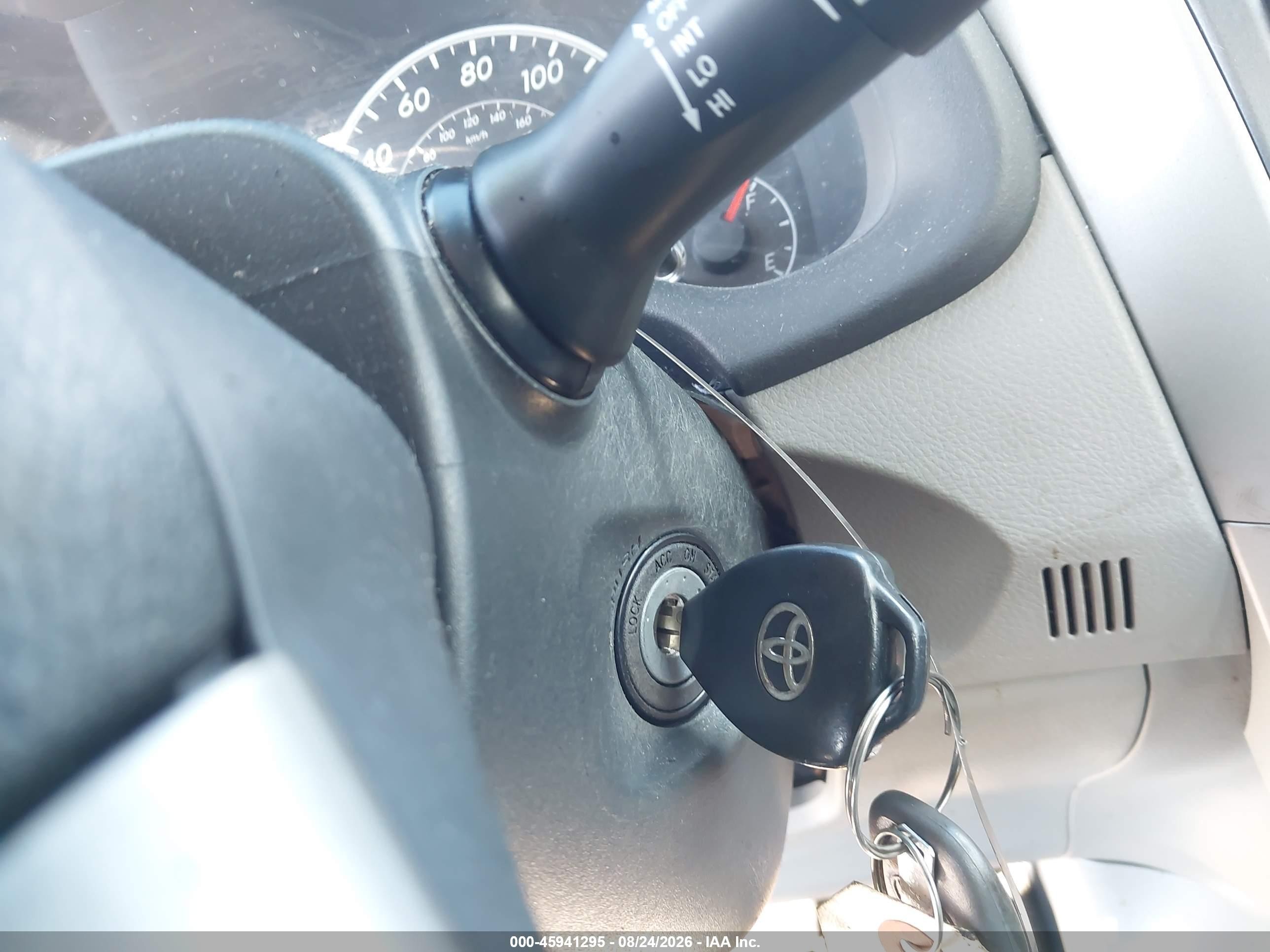 2012 Toyota Corolla Le Silver vin: 2T1BU4EE2CC792297