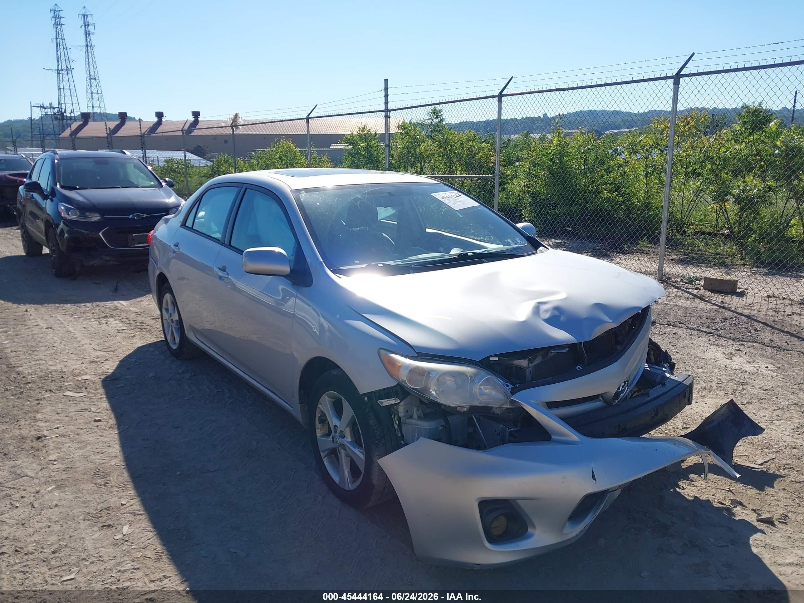 2012 Toyota Corolla Le Silver vin: 2T1BU4EE2CC798536