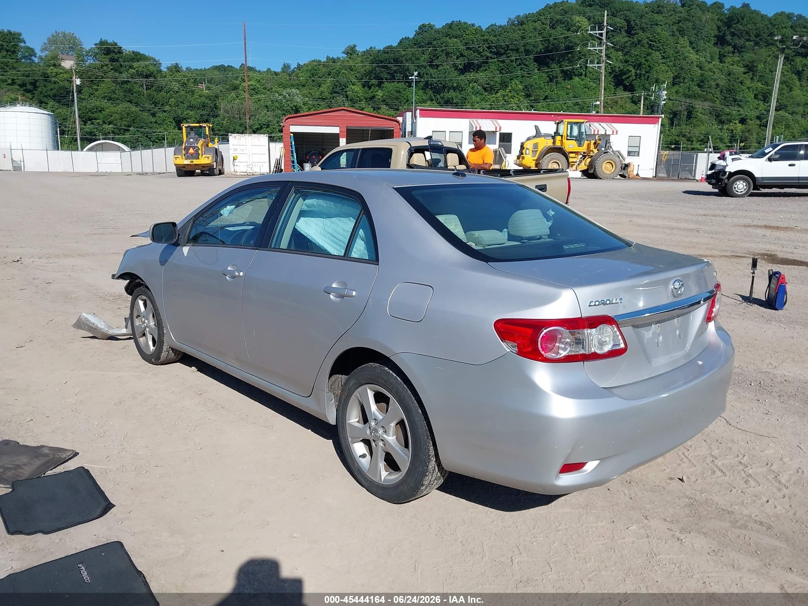 2012 Toyota Corolla Le Silver vin: 2T1BU4EE2CC798536