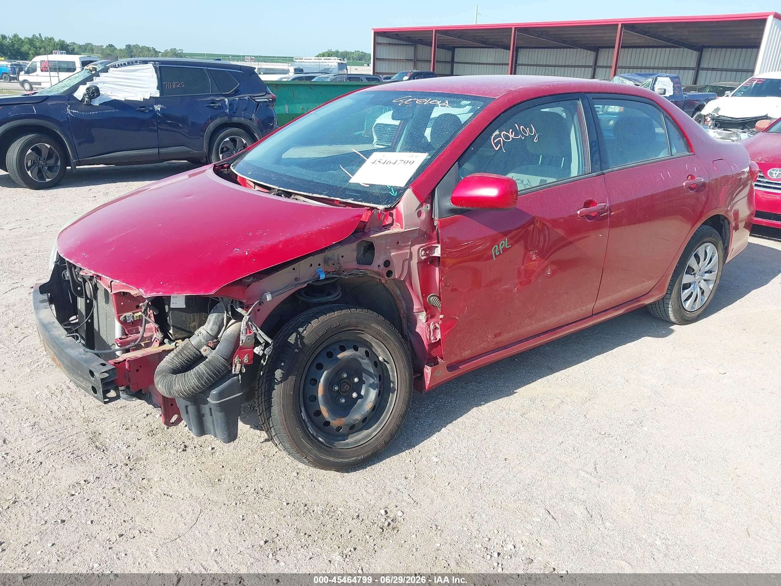 2012 Toyota Corolla Le Red vin: 2T1BU4EE2CC810278