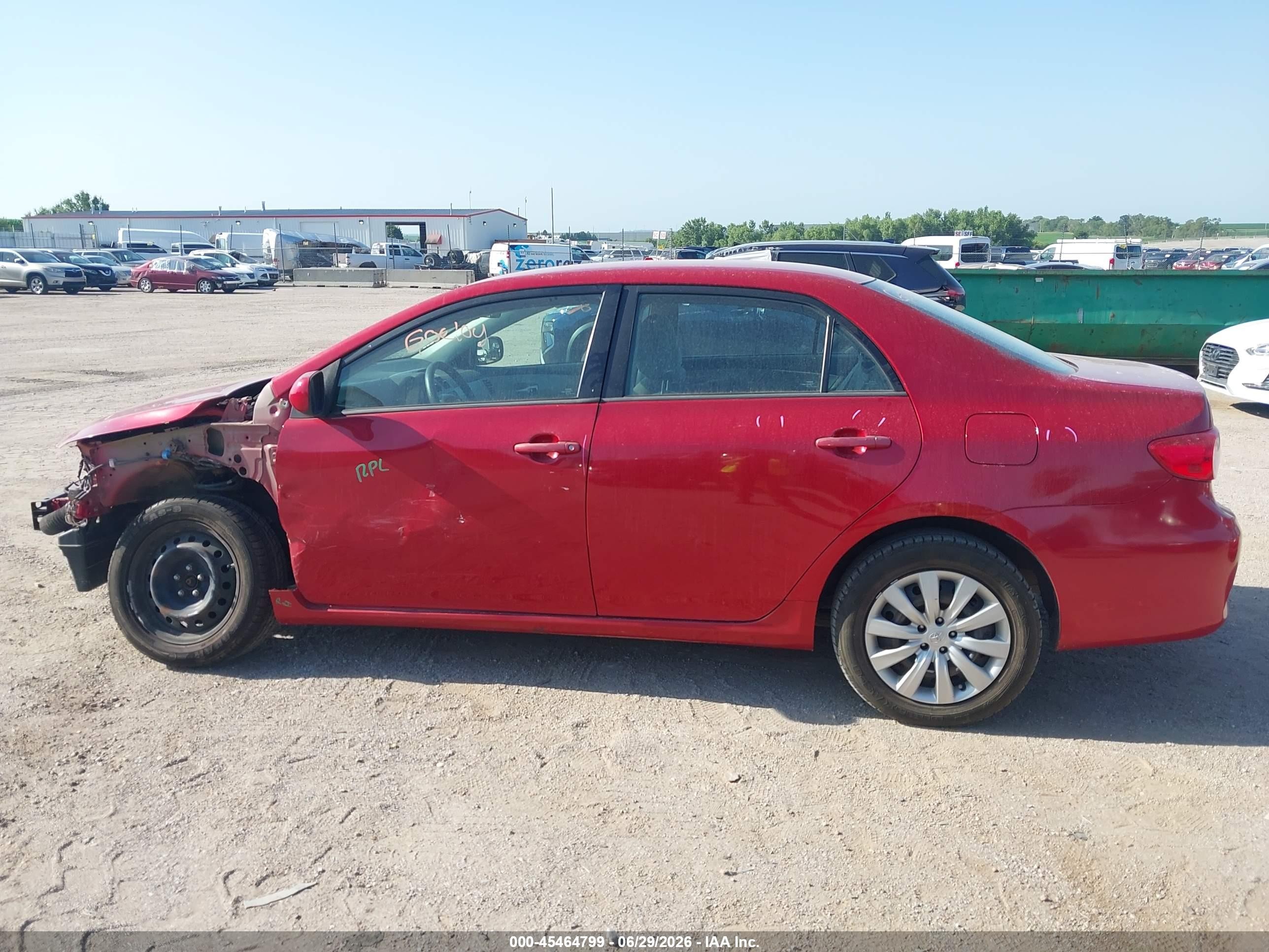 2012 Toyota Corolla Le Red vin: 2T1BU4EE2CC810278