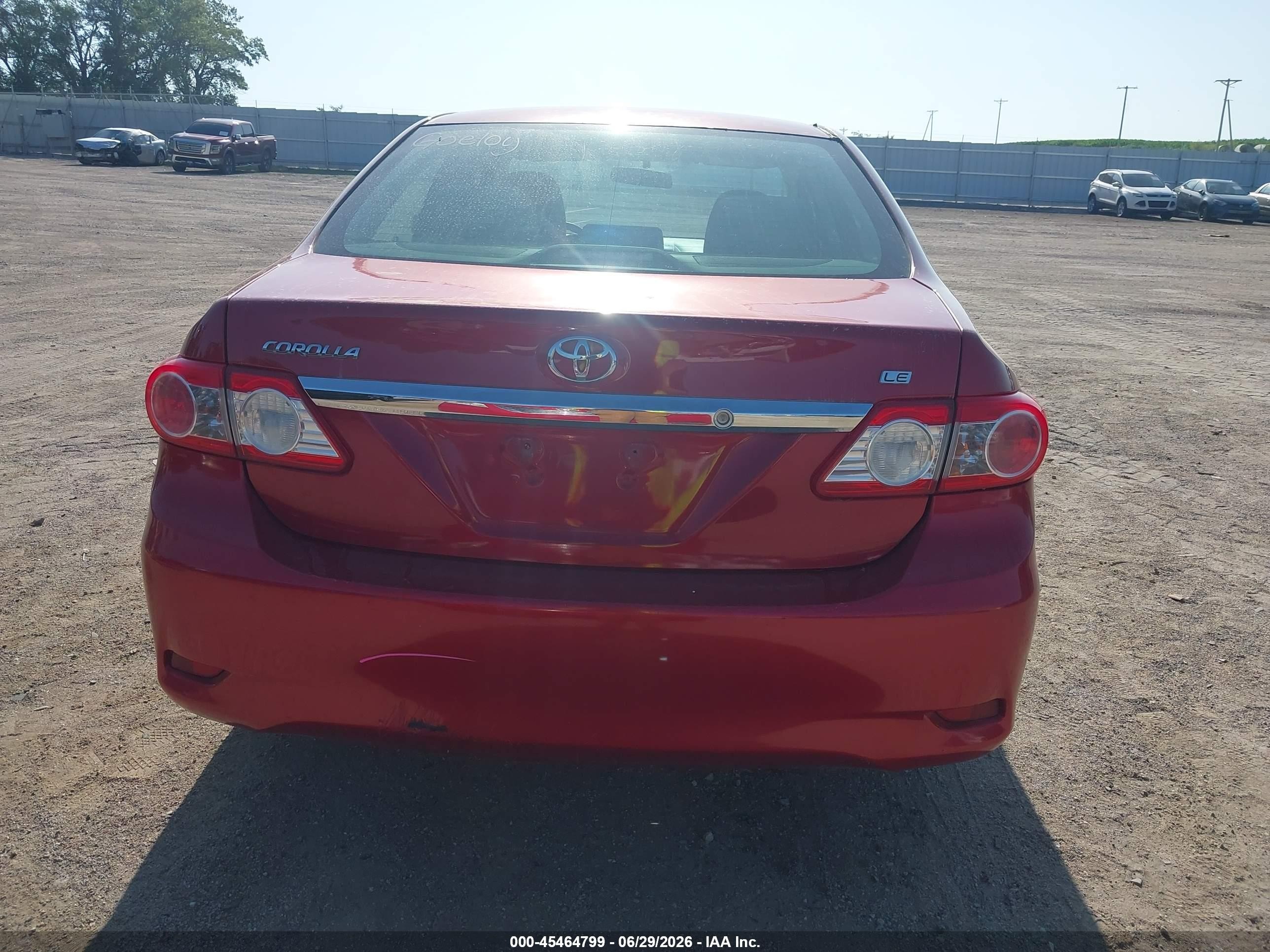 2012 Toyota Corolla Le Red vin: 2T1BU4EE2CC810278