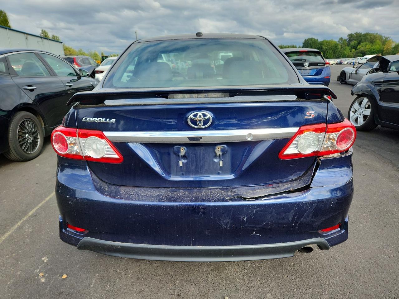 2012 Toyota Corolla S Blue vin: 2T1BU4EE2CC824293