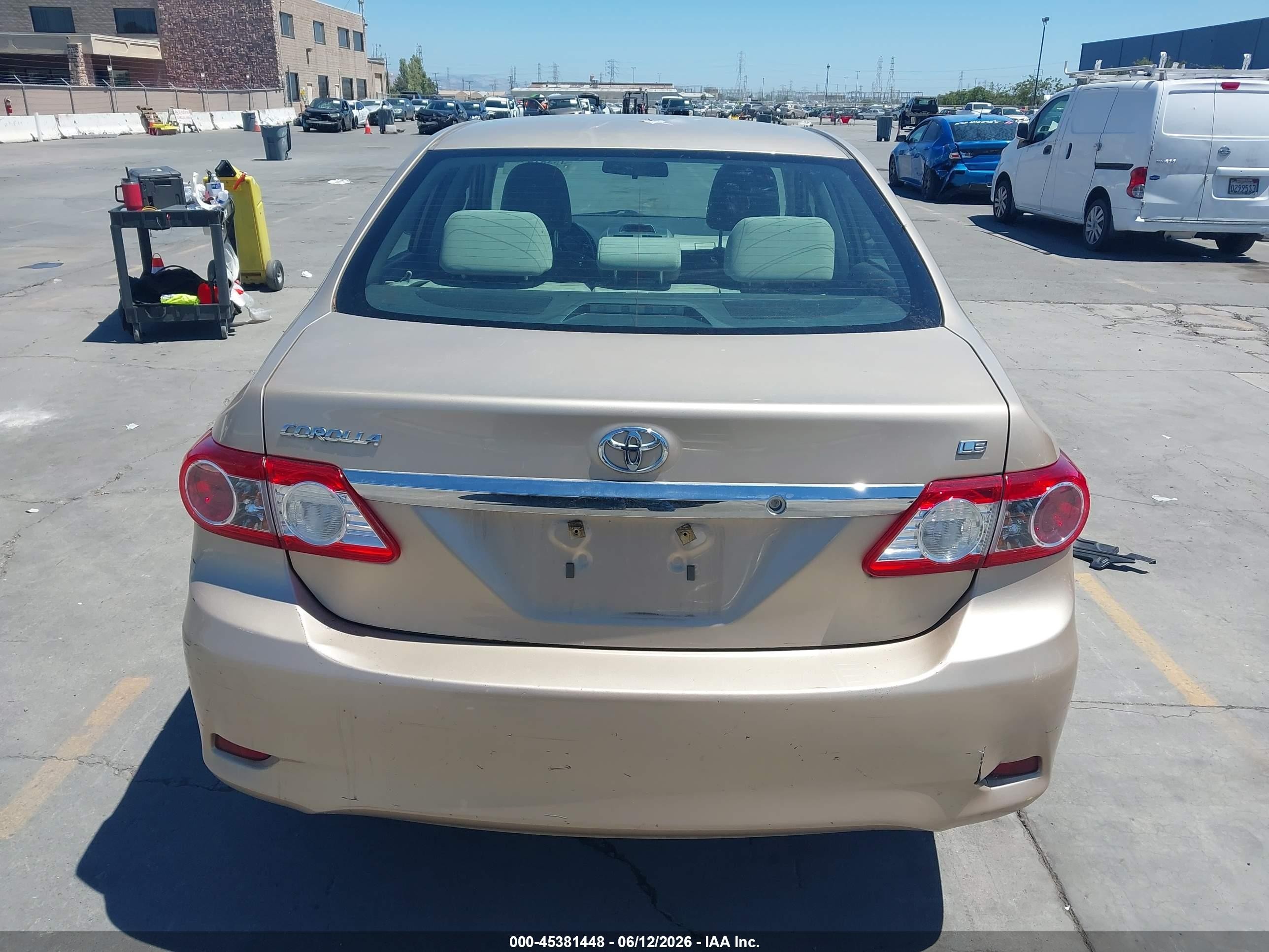 2012 Toyota Corolla Le Beige vin: 2T1BU4EE2CC827906