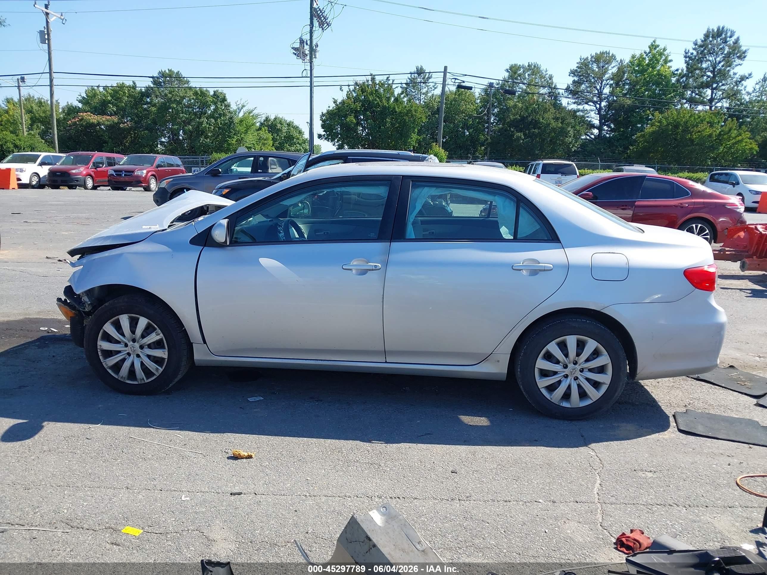 2012 Toyota Corolla Le Silver vin: 2T1BU4EE2CC837240