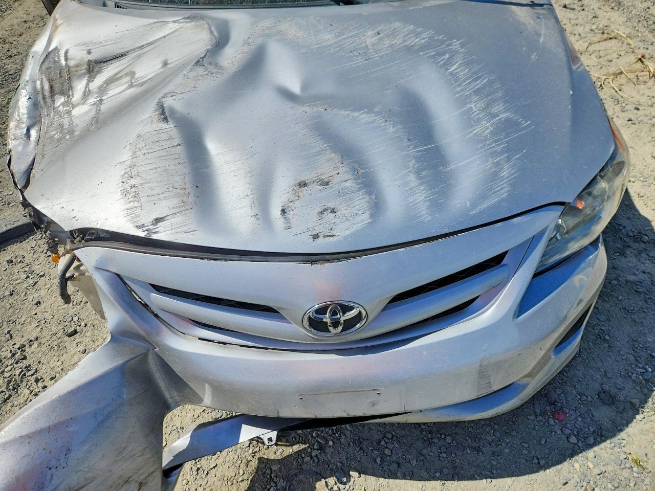 2012 Toyota Corolla Le Silver vin: 2T1BU4EE2CC842647