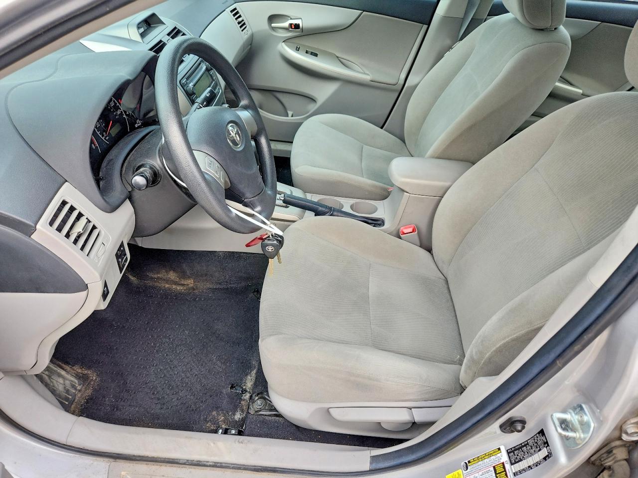2012 Toyota Corolla Le Silver vin: 2T1BU4EE2CC843247