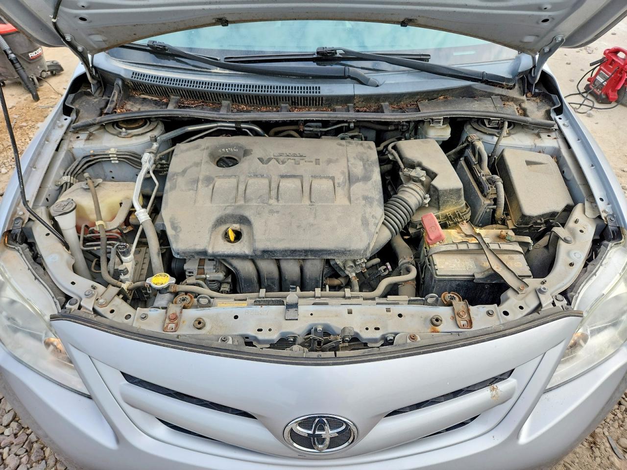 2012 Toyota Corolla Le Silver vin: 2T1BU4EE2CC843247