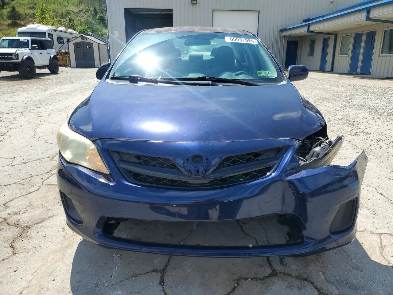 2012 Toyota Corolla Le Blue vin: 2T1BU4EE2CC859383