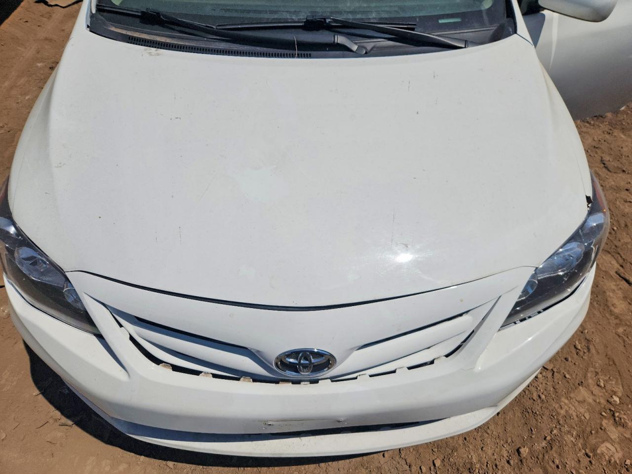 2012 Toyota Corolla Le White vin: 2T1BU4EE2CC891007