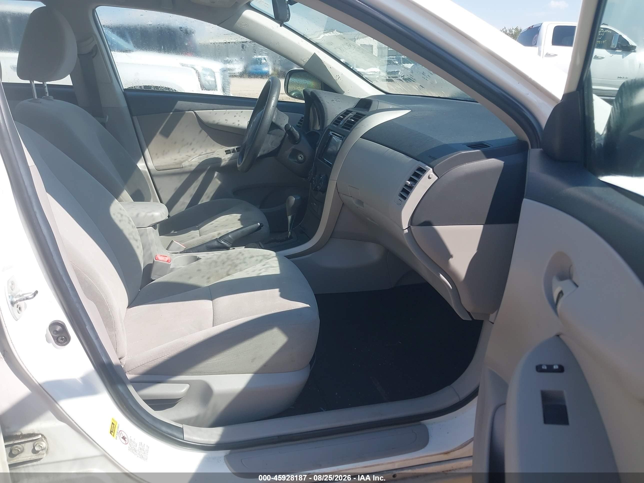 2012 Toyota Corolla L White vin: 2T1BU4EE2CC896952