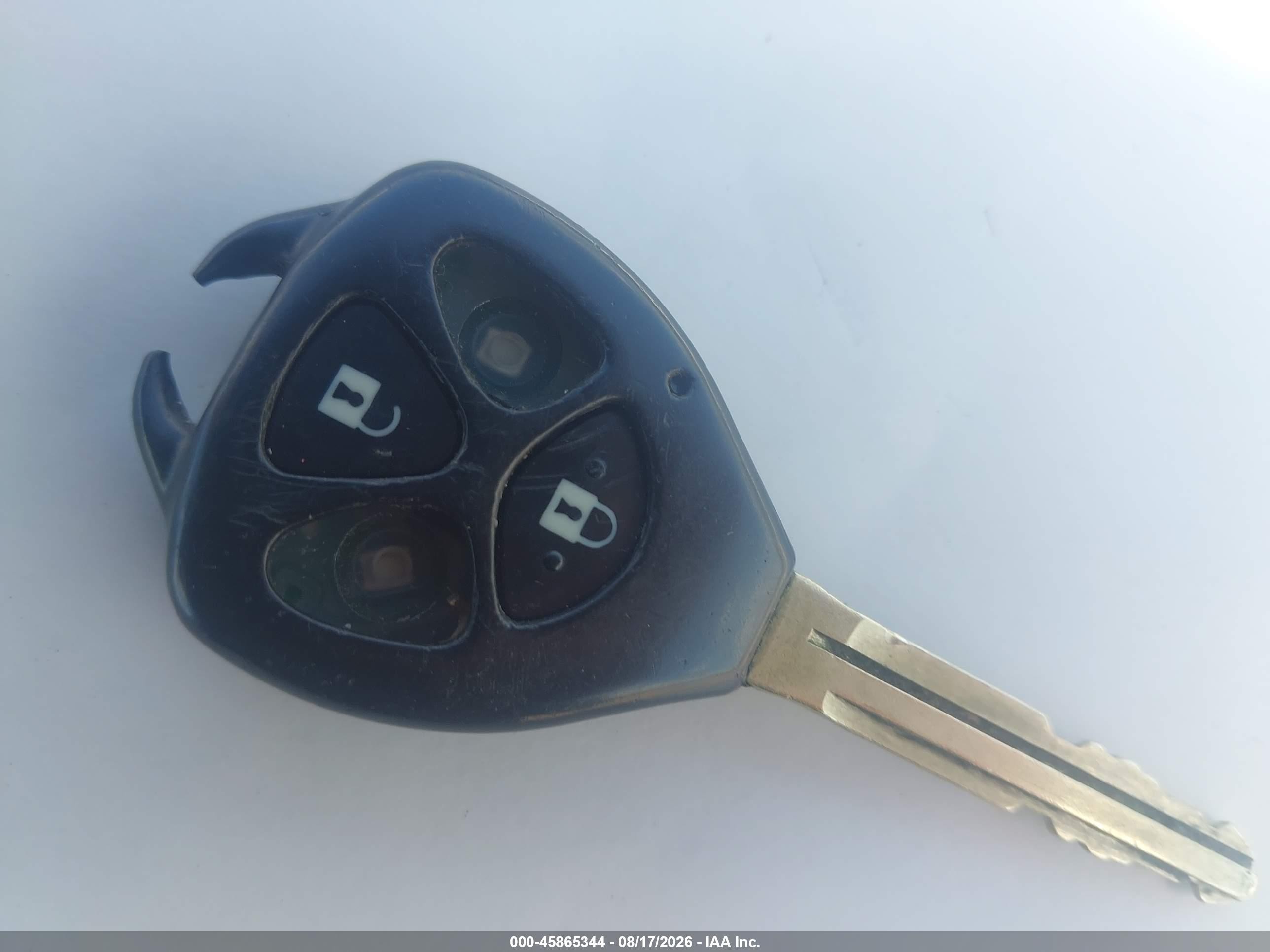 2012 Toyota Corolla Le Red vin: 2T1BU4EE2CC897504