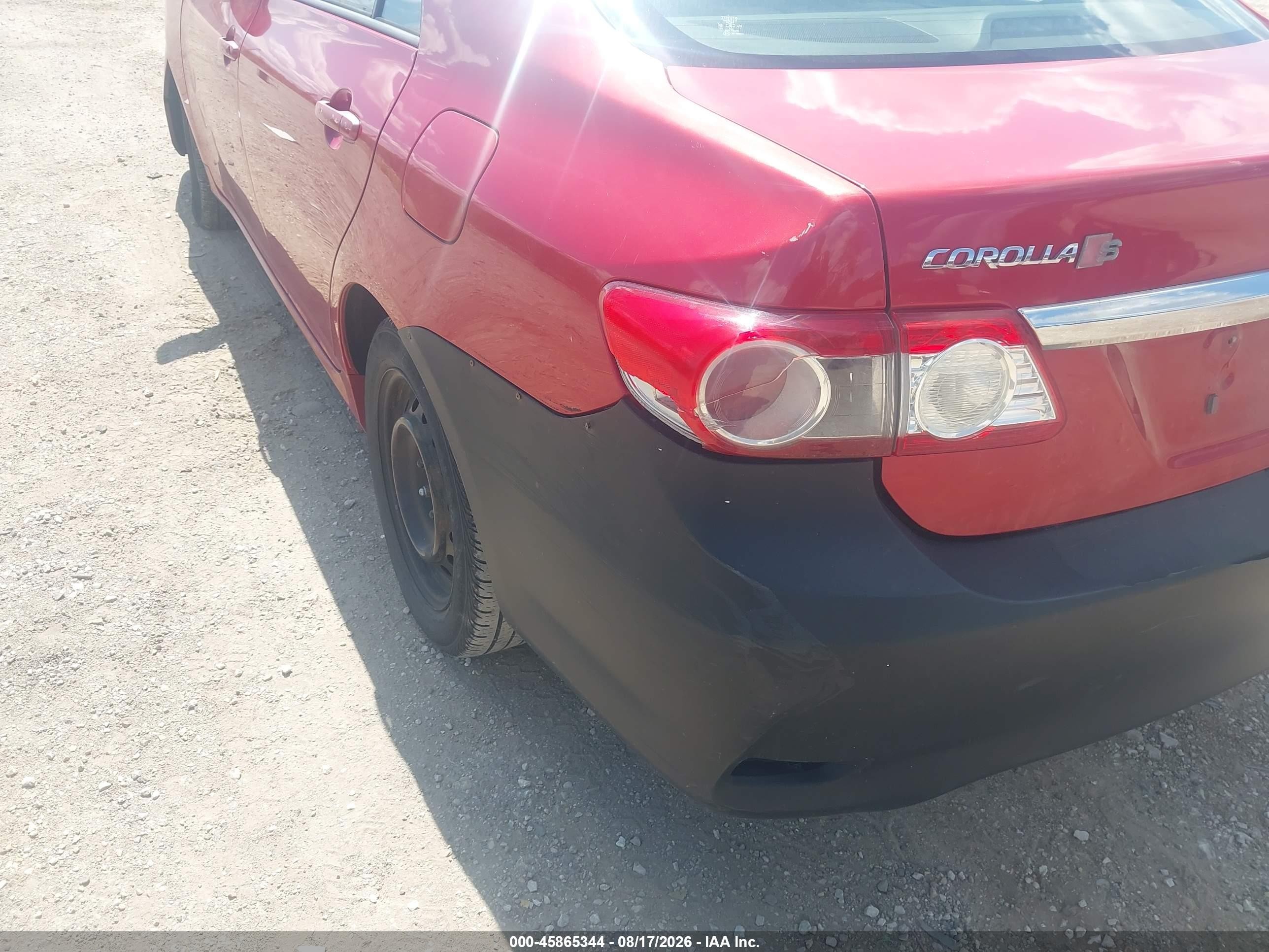 2012 Toyota Corolla Le Red vin: 2T1BU4EE2CC897504