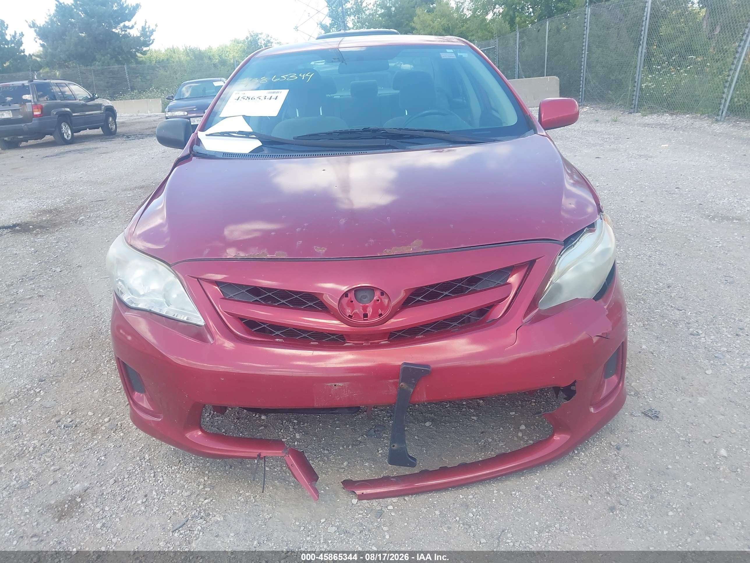 2012 Toyota Corolla Le Red vin: 2T1BU4EE2CC897504