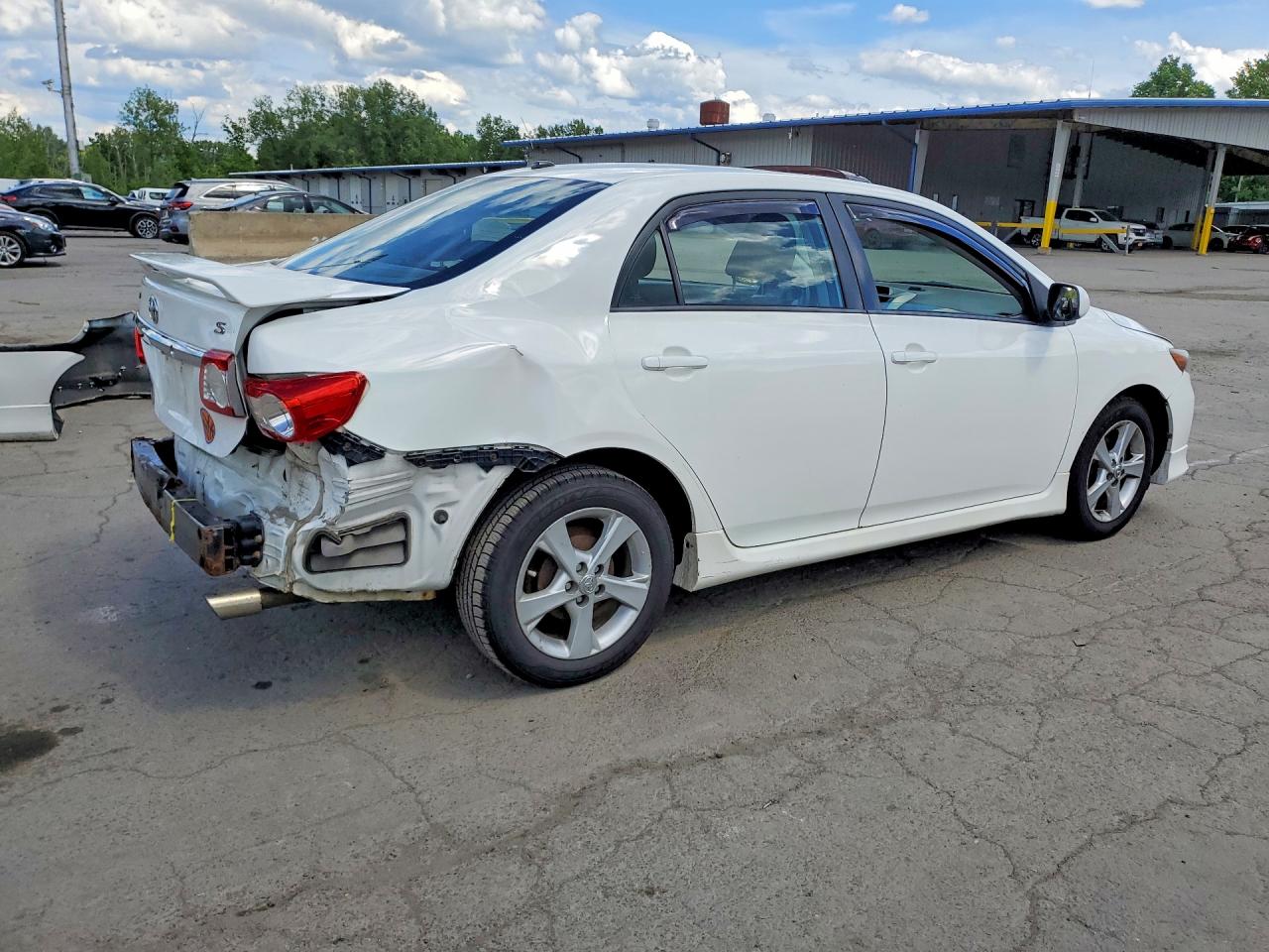 2012 Toyota Corolla S White vin: 2T1BU4EE2CC901101