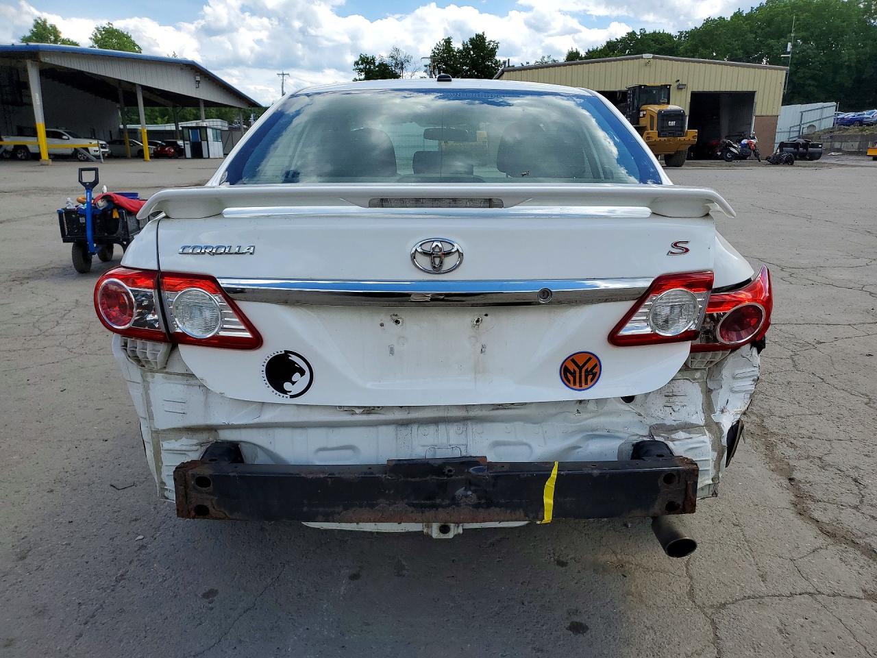 2012 Toyota Corolla S White vin: 2T1BU4EE2CC901101
