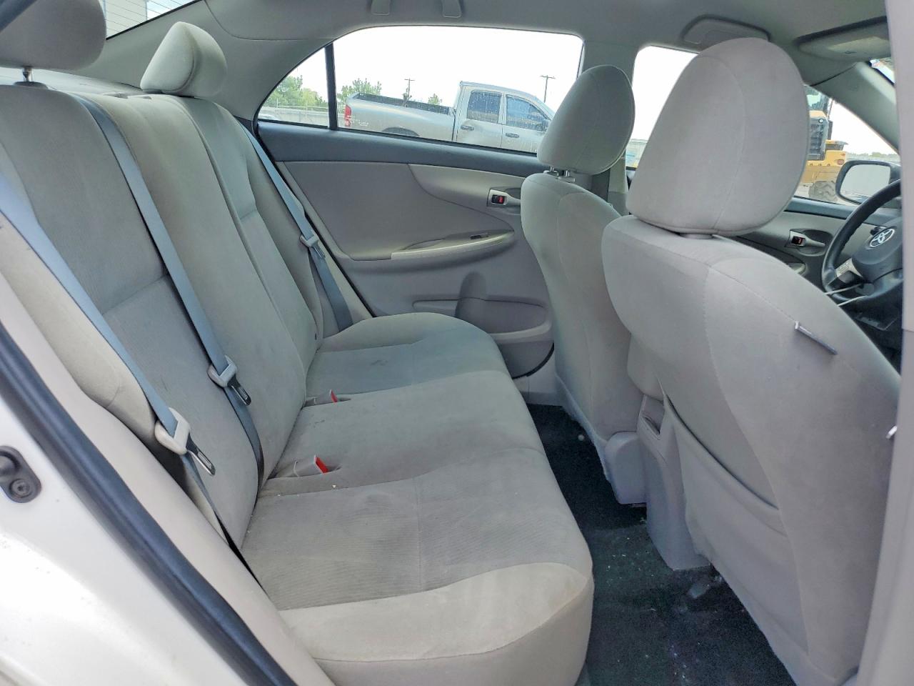 2012 Toyota Corolla Le White vin: 2T1BU4EE2CC902104