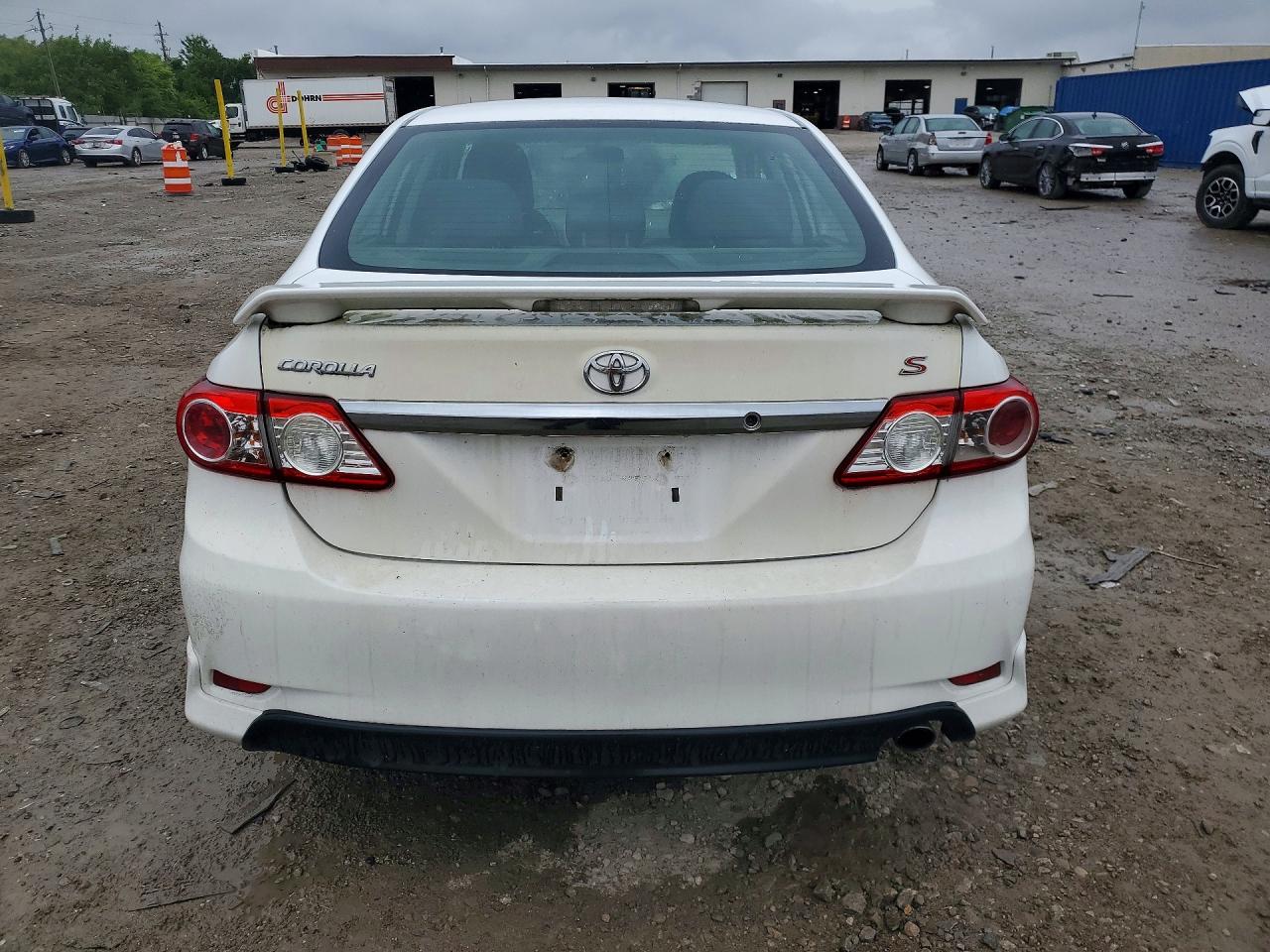 2013 Toyota Corolla S White vin: 2T1BU4EE2DC043274