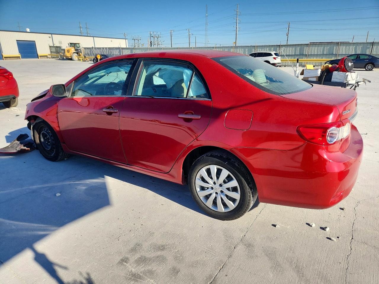 2013 Toyota Corolla Le Red vin: 2T1BU4EE2DC051987