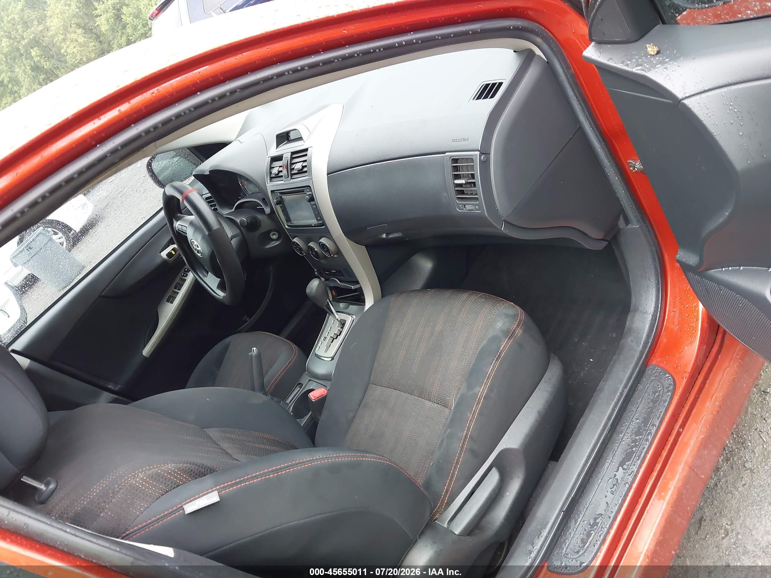 2013 Toyota Corolla S Special Edition Orange vin: 2T1BU4EE2DC084083