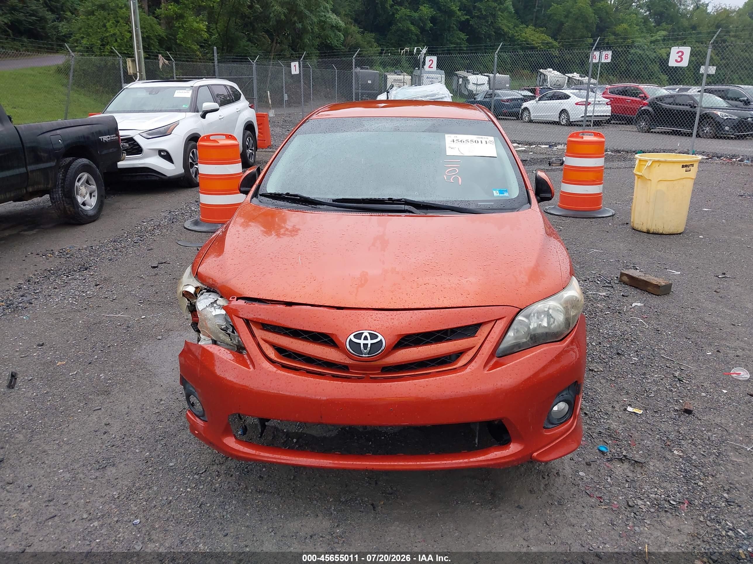 2013 Toyota Corolla S Special Edition Orange vin: 2T1BU4EE2DC084083