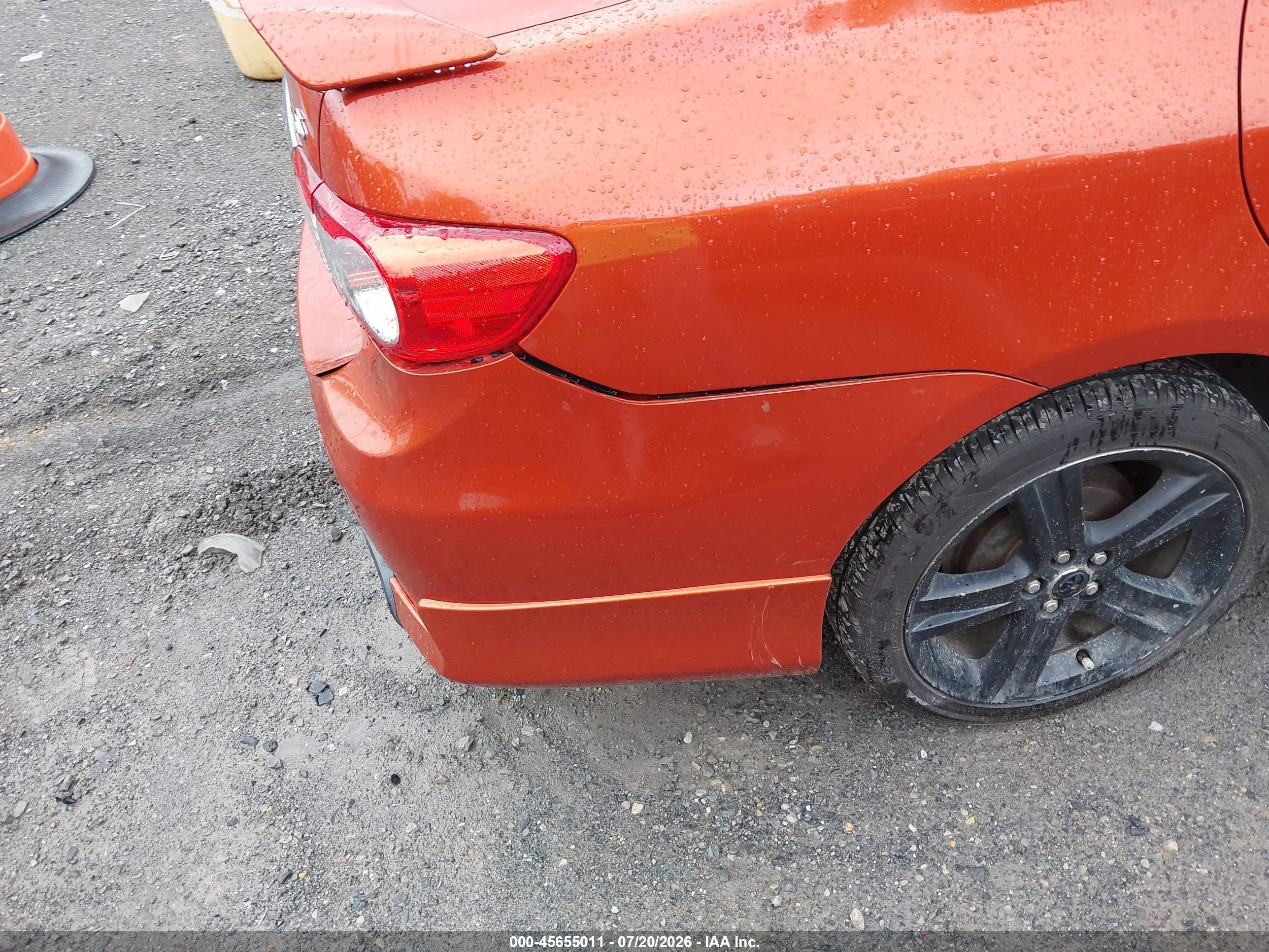 2013 Toyota Corolla S Special Edition Orange vin: 2T1BU4EE2DC084083