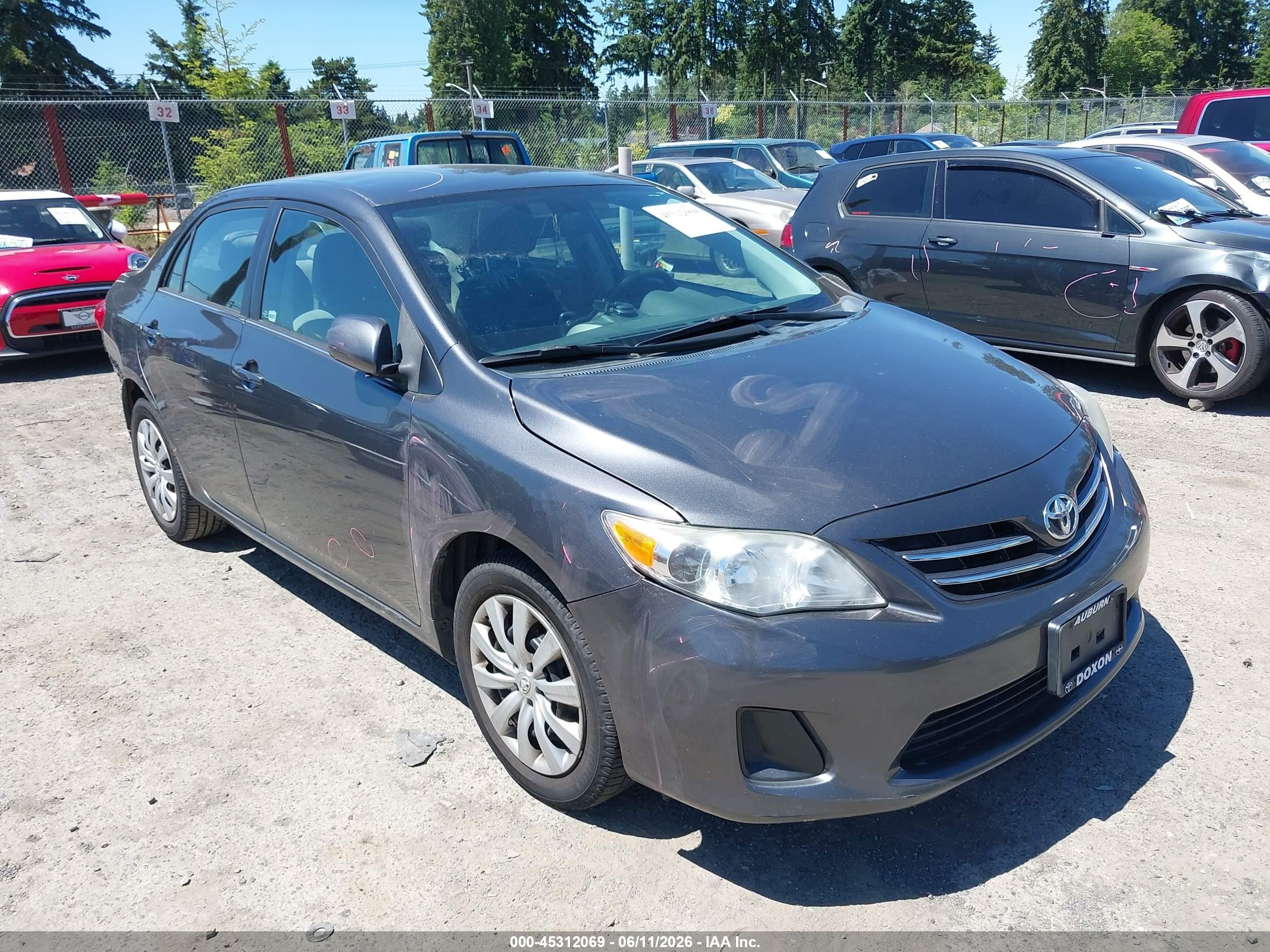2013 Toyota Corolla Le Gray vin: 2T1BU4EE2DC114103