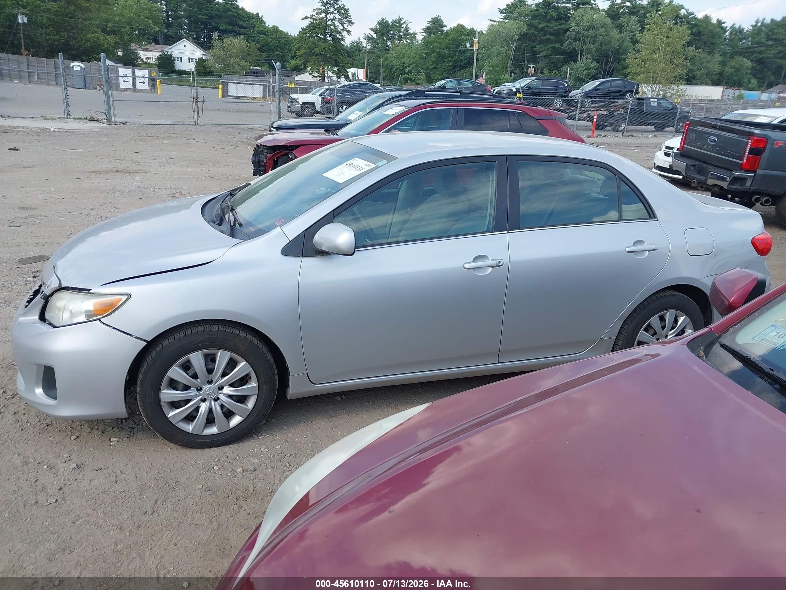 2013 Toyota Corolla Le Silver vin: 2T1BU4EE2DC926954