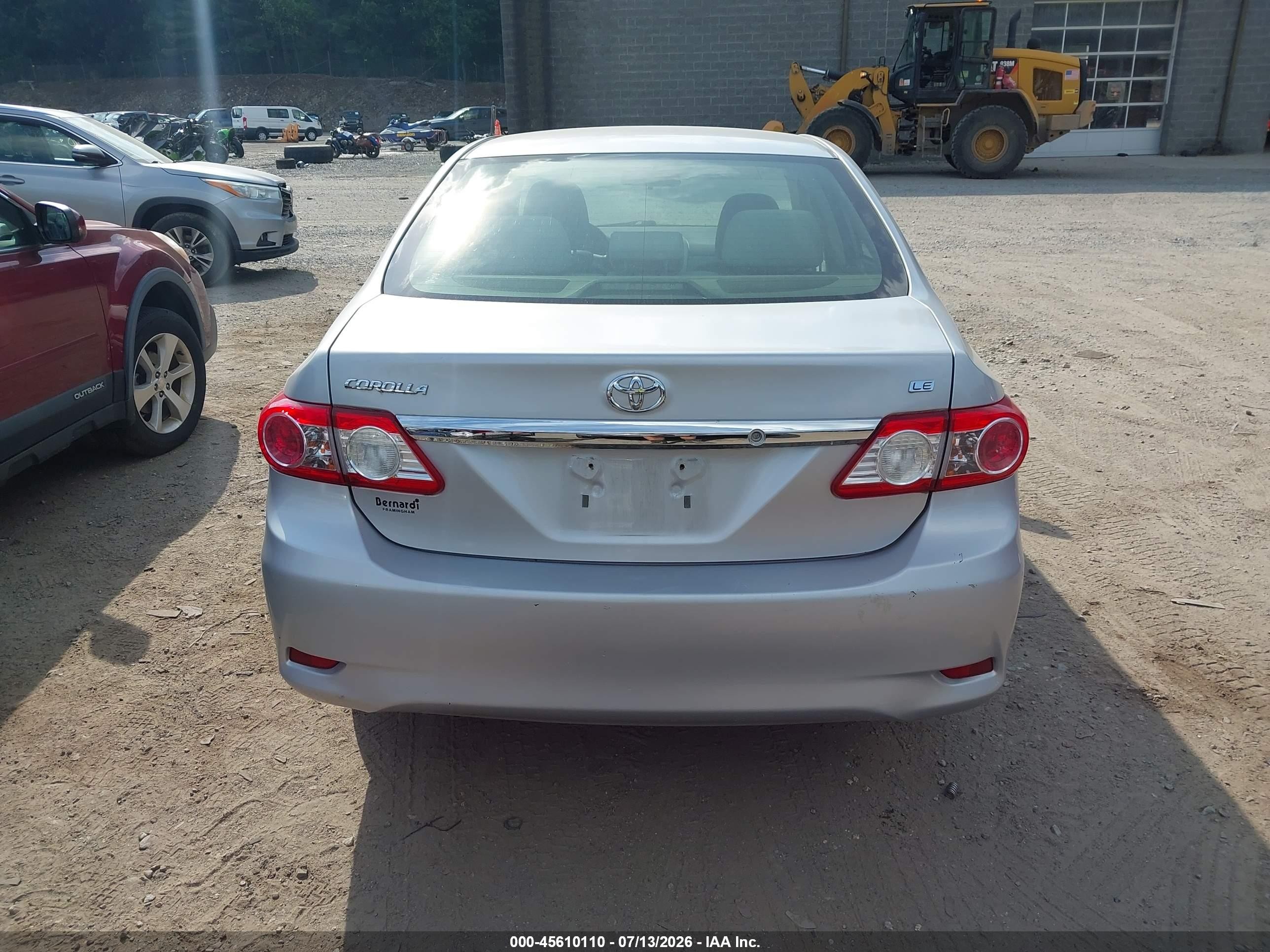 2013 Toyota Corolla Le Silver vin: 2T1BU4EE2DC926954