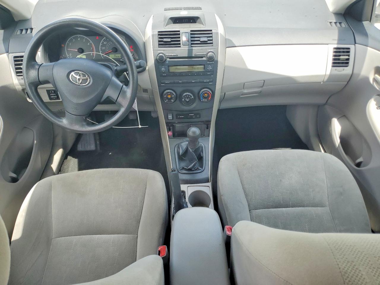 2013 Toyota Corolla L White vin: 2T1BU4EE2DC930826