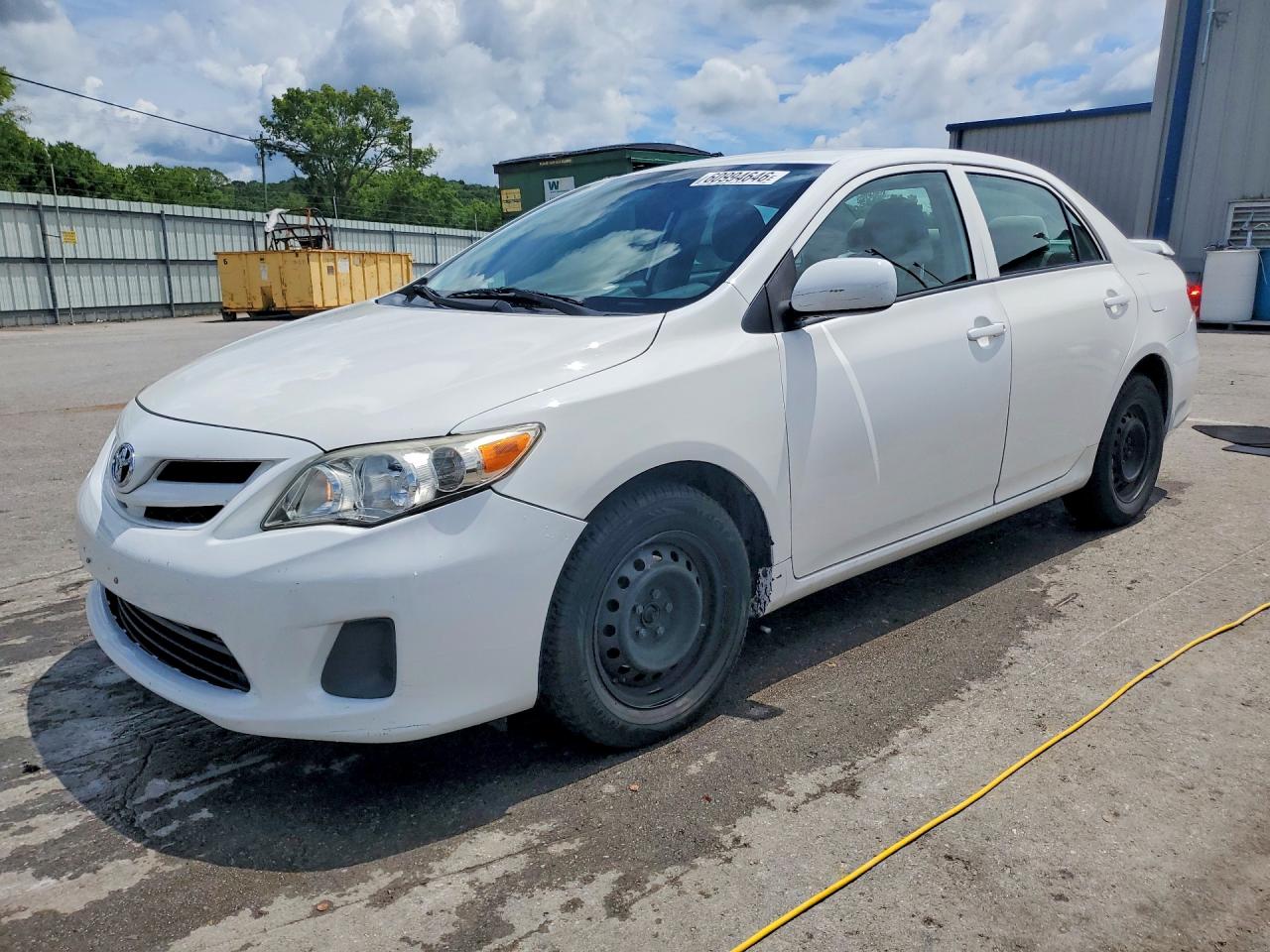 2013 Toyota Corolla L White vin: 2T1BU4EE2DC930826
