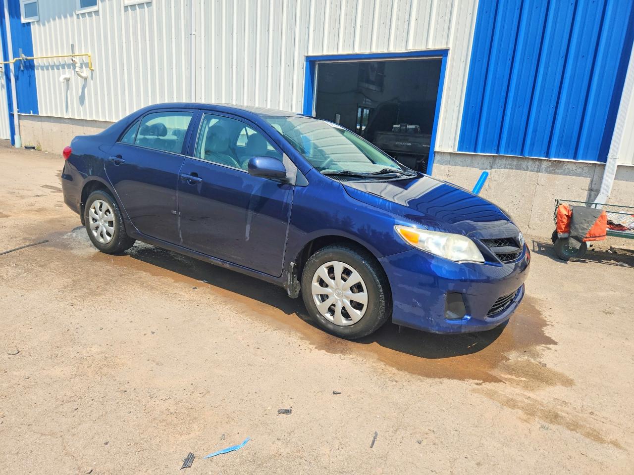 2013 Toyota Corolla L Blue vin: 2T1BU4EE2DC944905
