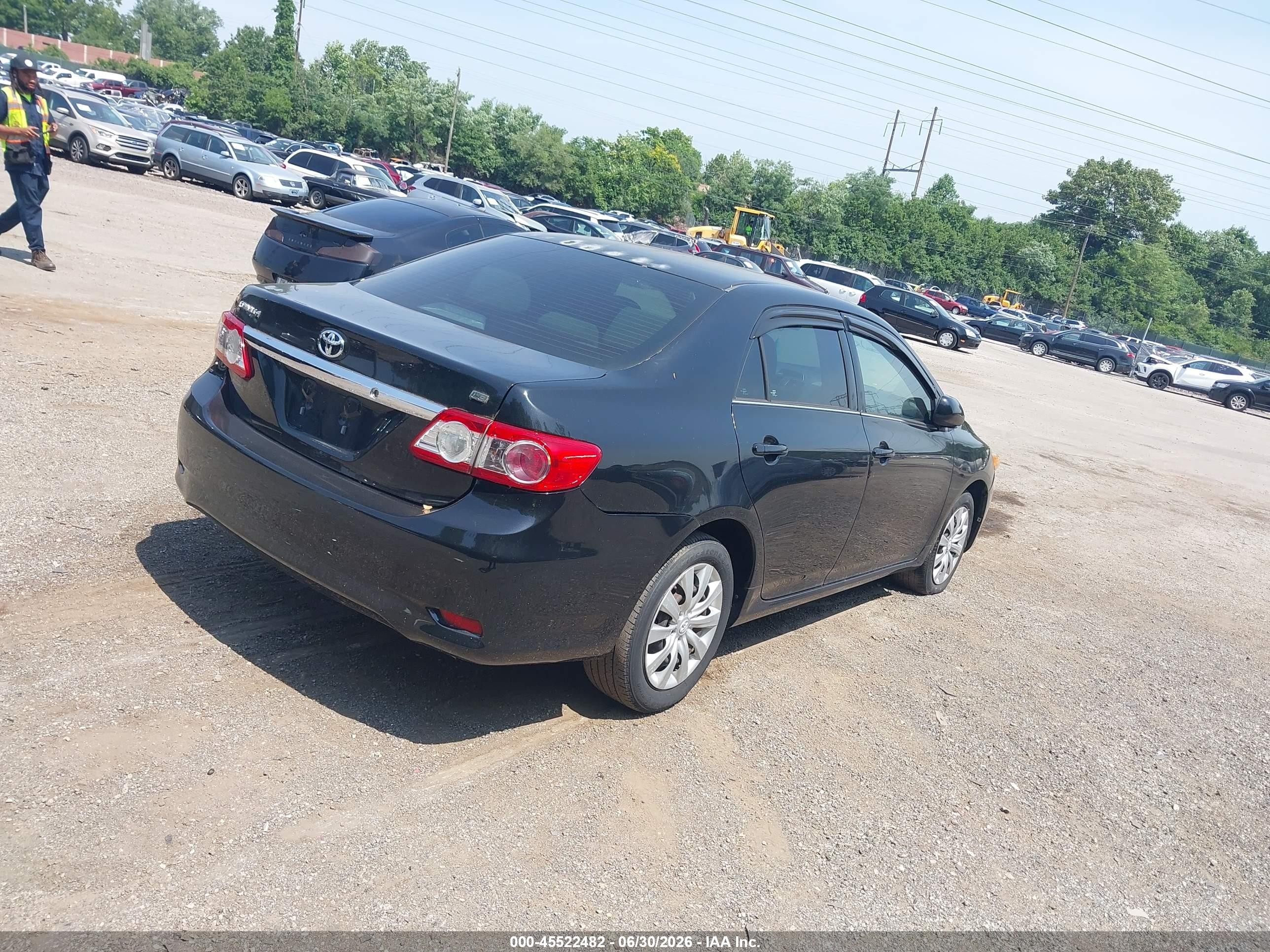 2013 Toyota Corolla Le Black vin: 2T1BU4EE2DC955578