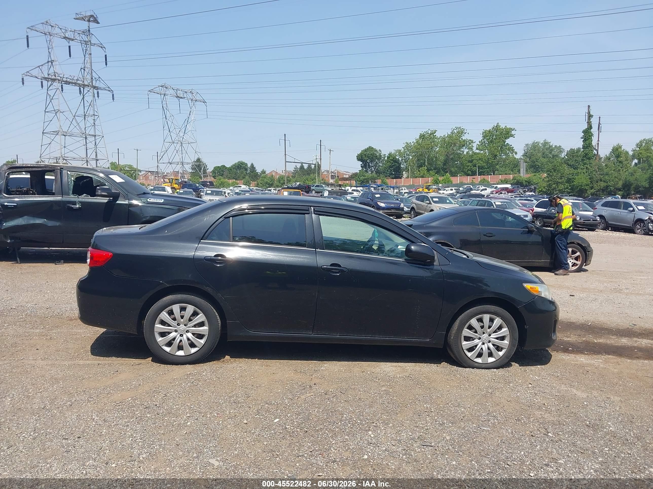 2013 Toyota Corolla Le Black vin: 2T1BU4EE2DC955578