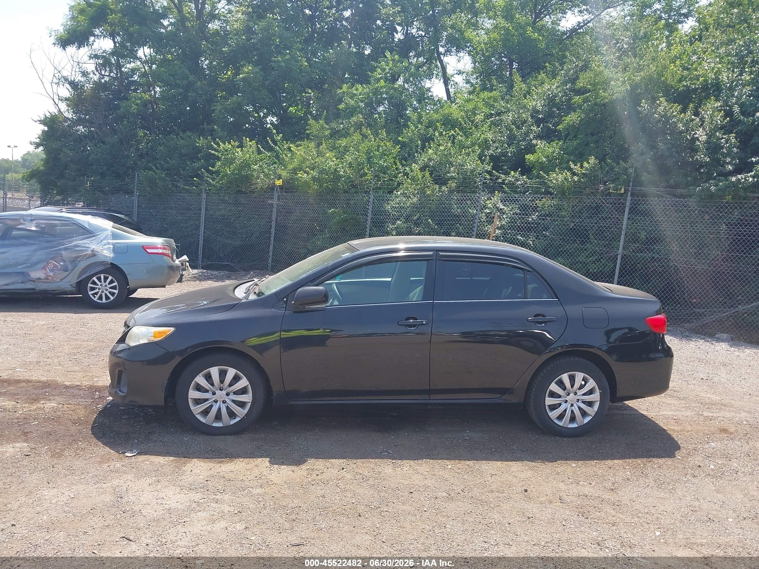 2013 Toyota Corolla Le Black vin: 2T1BU4EE2DC955578