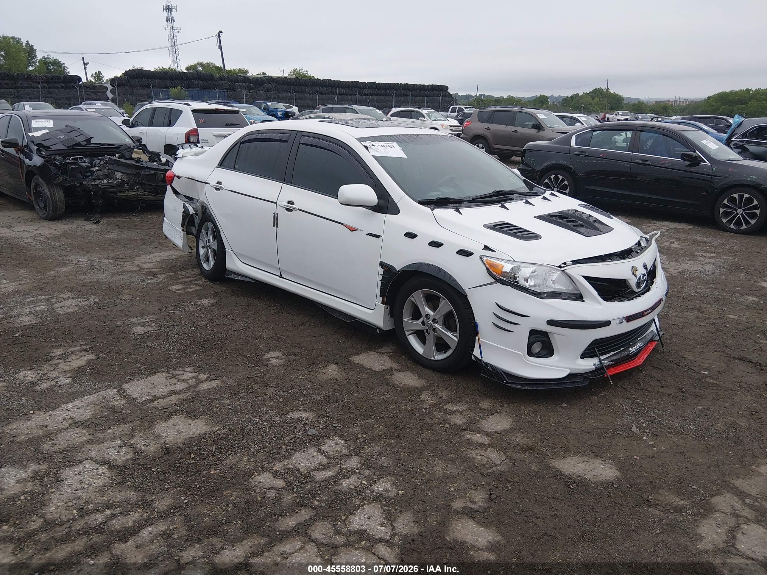 2013 Toyota Corolla S White vin: 2T1BU4EE2DC976432