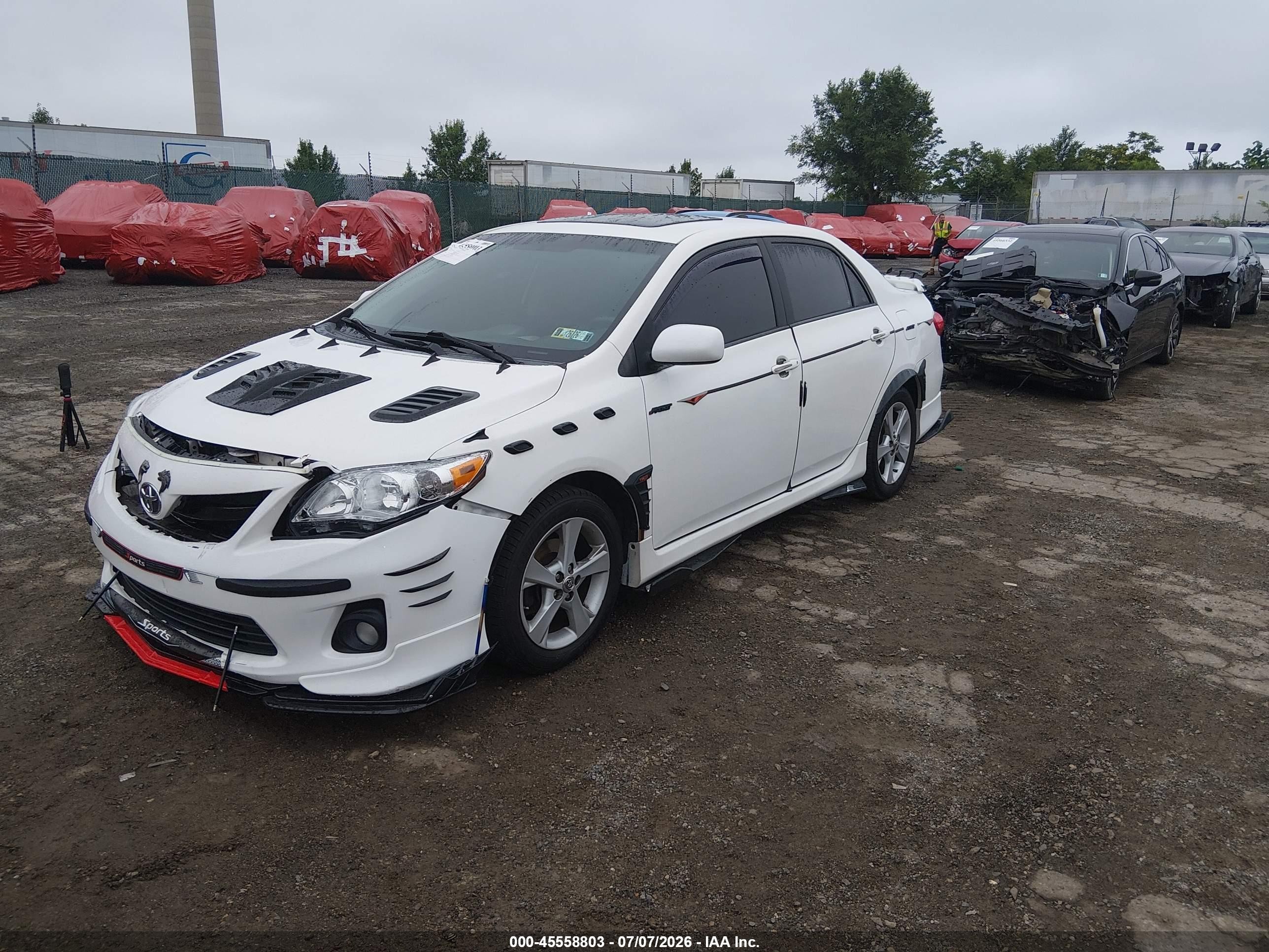 2013 Toyota Corolla S White vin: 2T1BU4EE2DC976432