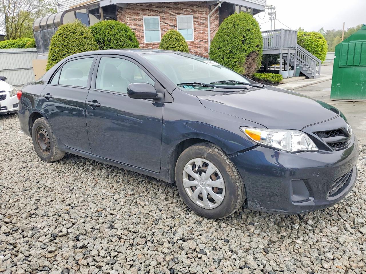 2013 Toyota Corolla L Black vin: 2T1BU4EE2DC980318