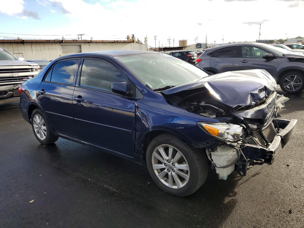 2013 Toyota Corolla Base Blue vin: 2T1BU4EE2DC986278