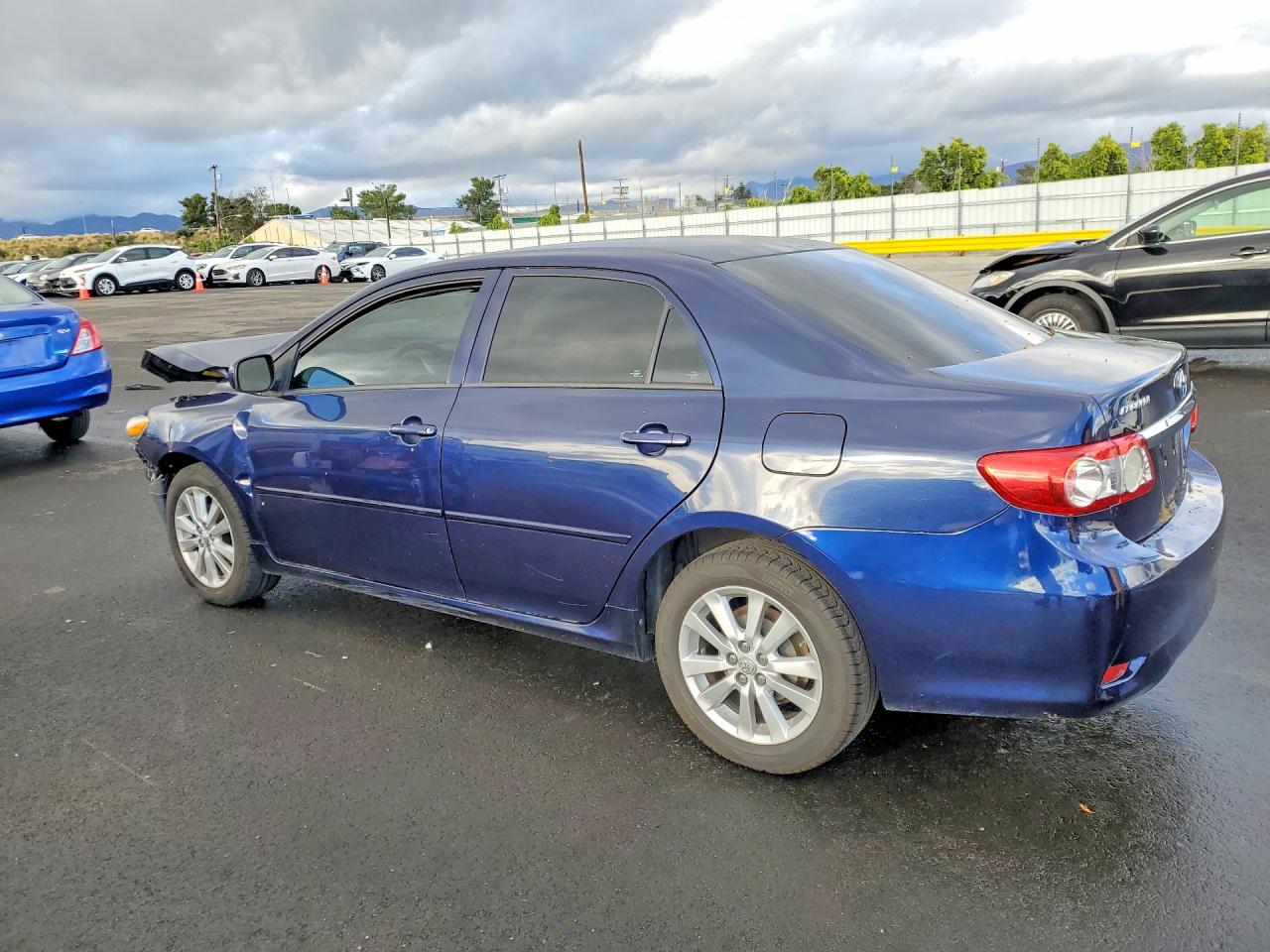 2013 Toyota Corolla Base Blue vin: 2T1BU4EE2DC986278