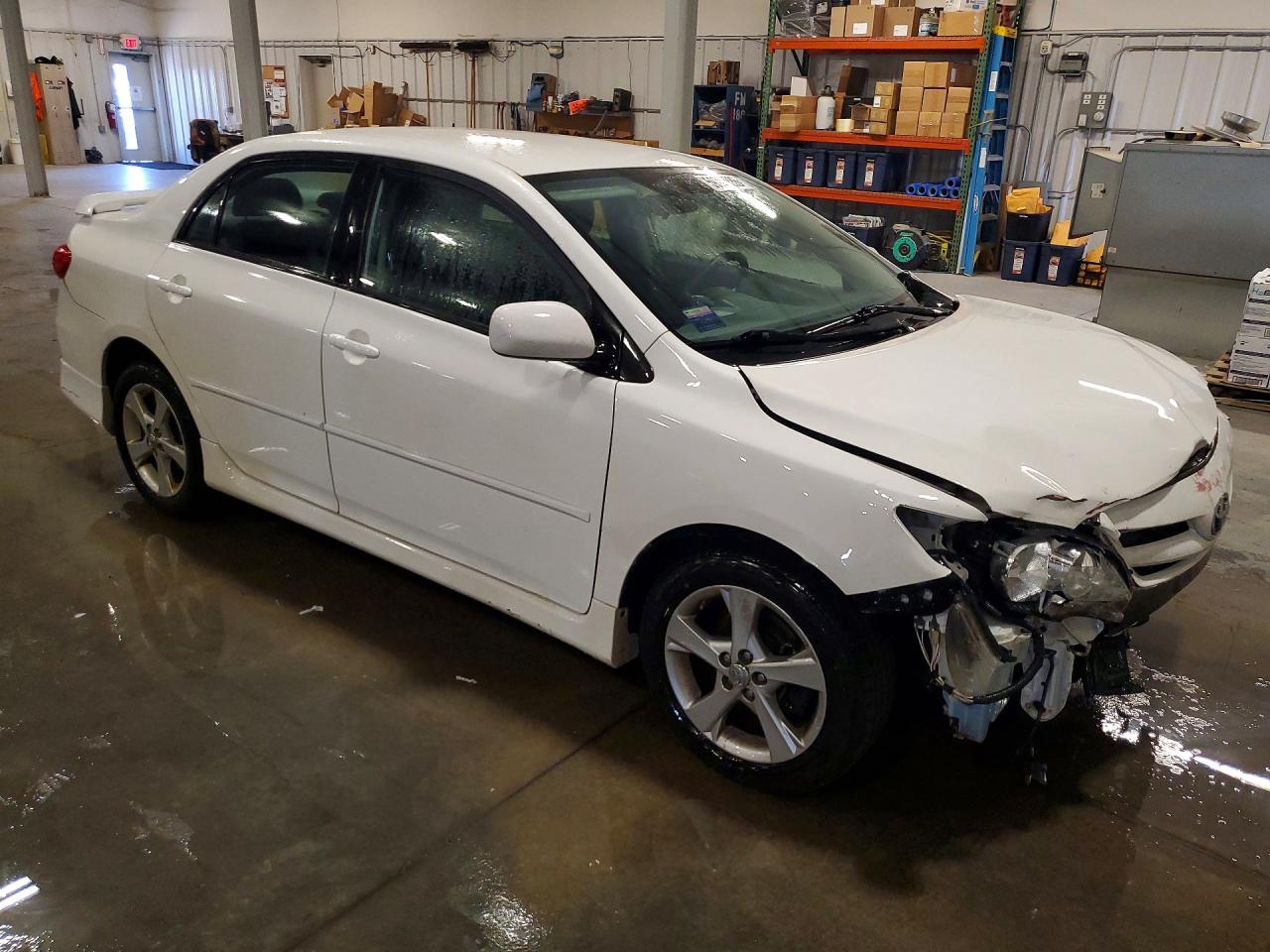 2013 Toyota Corolla S White vin: 2T1BU4EE2DC990640