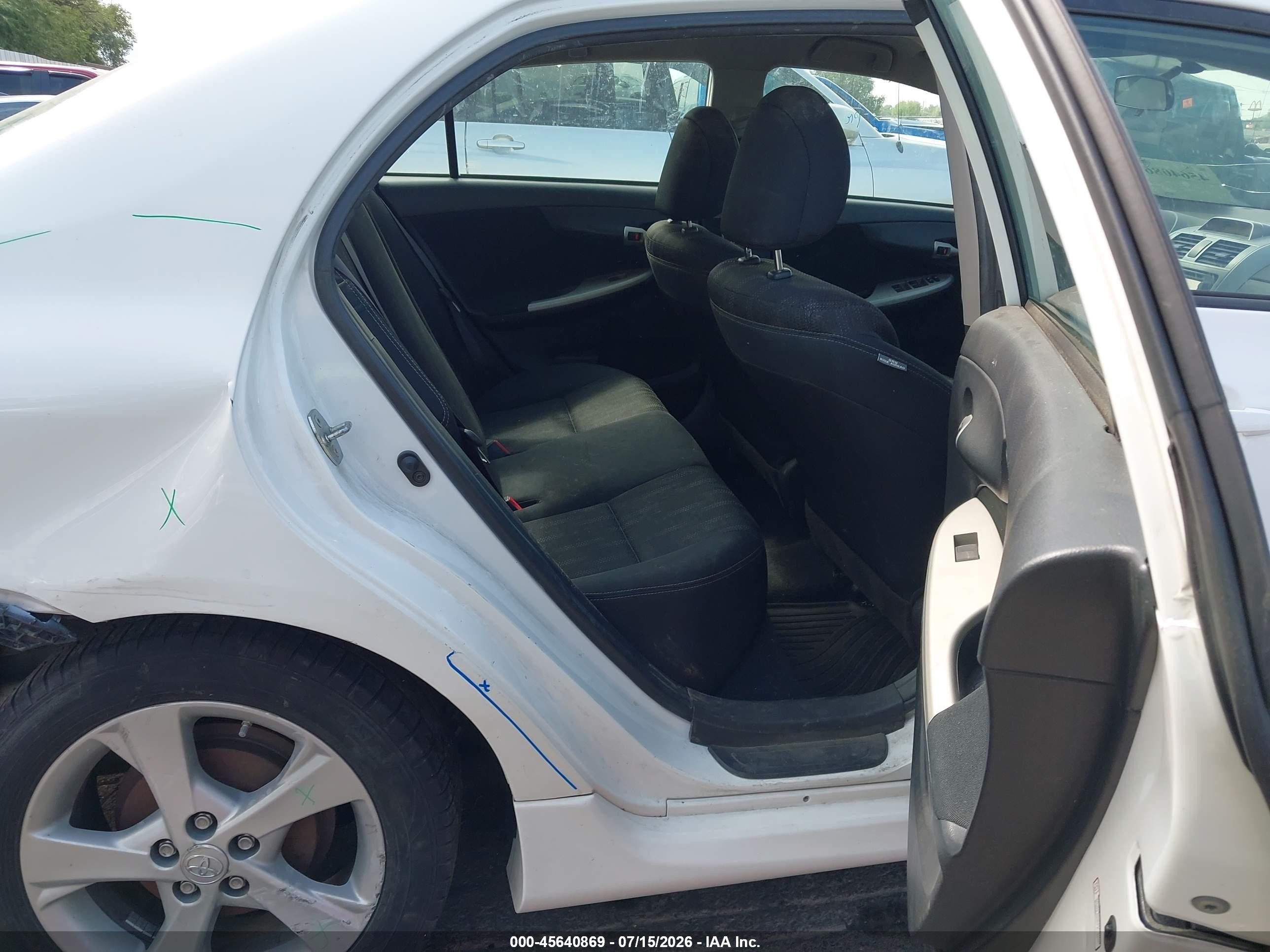 2013 Toyota Corolla S White vin: 2T1BU4EE2DC998463