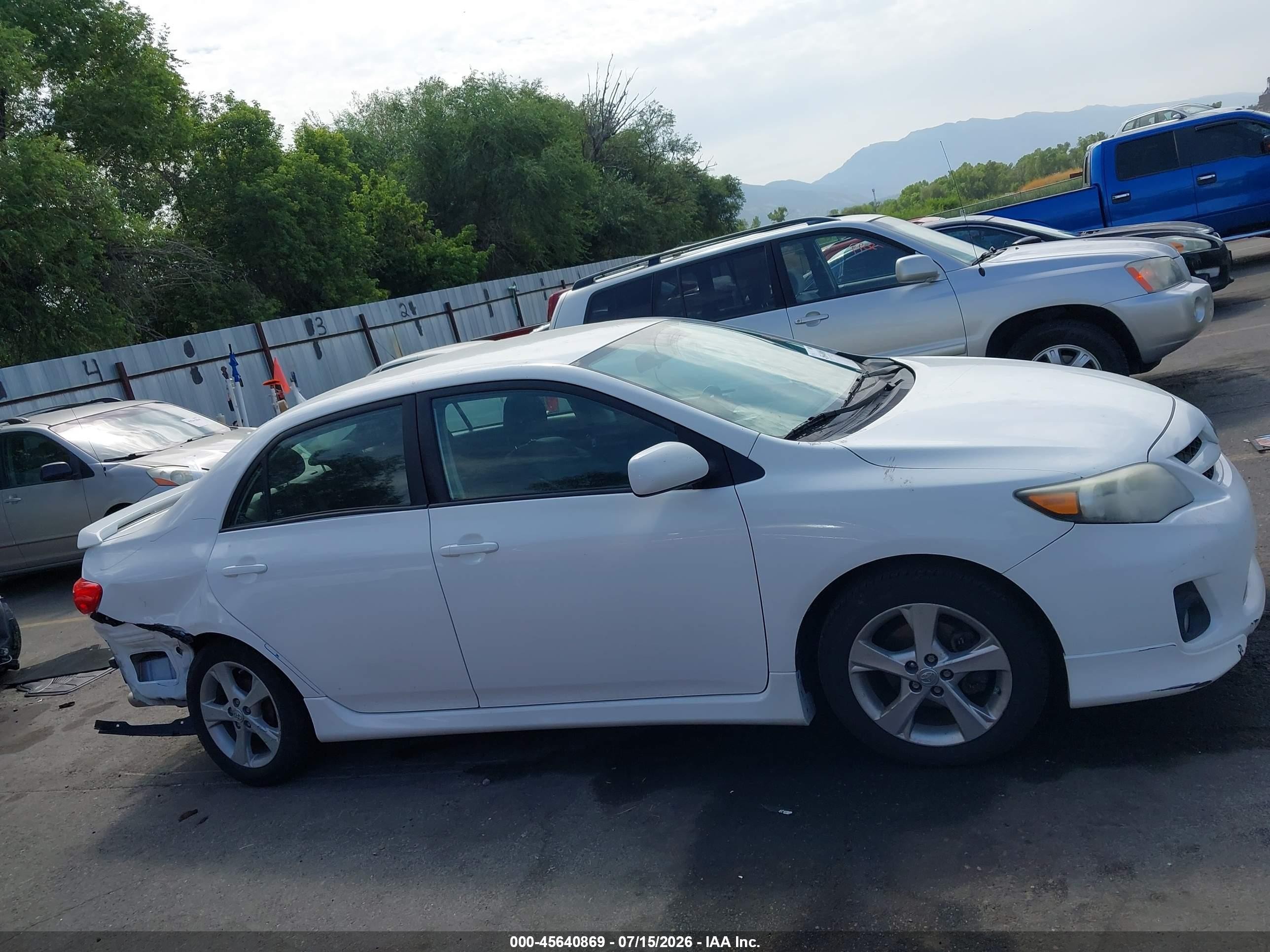 2013 Toyota Corolla S White vin: 2T1BU4EE2DC998463