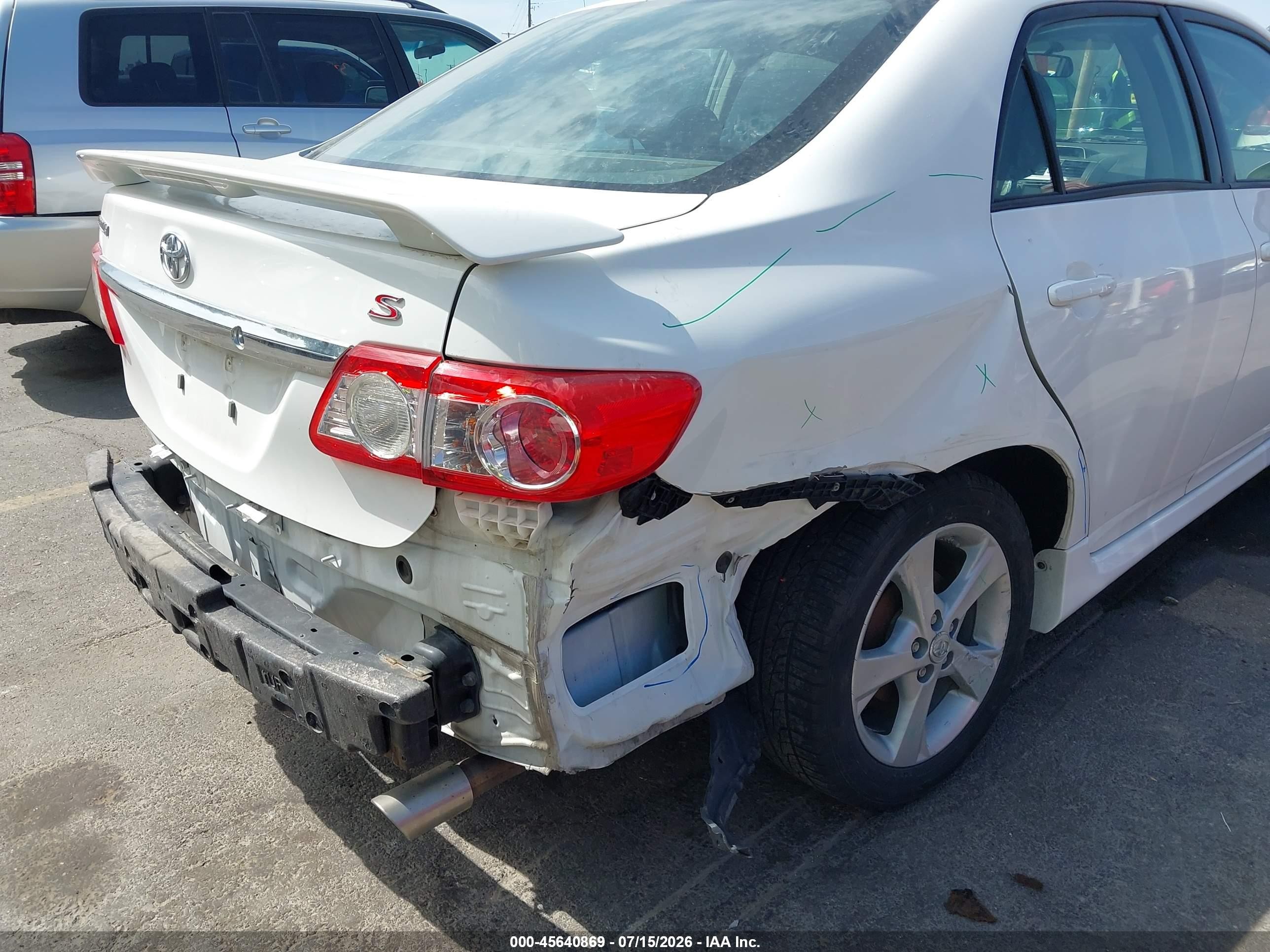 2013 Toyota Corolla S White vin: 2T1BU4EE2DC998463
