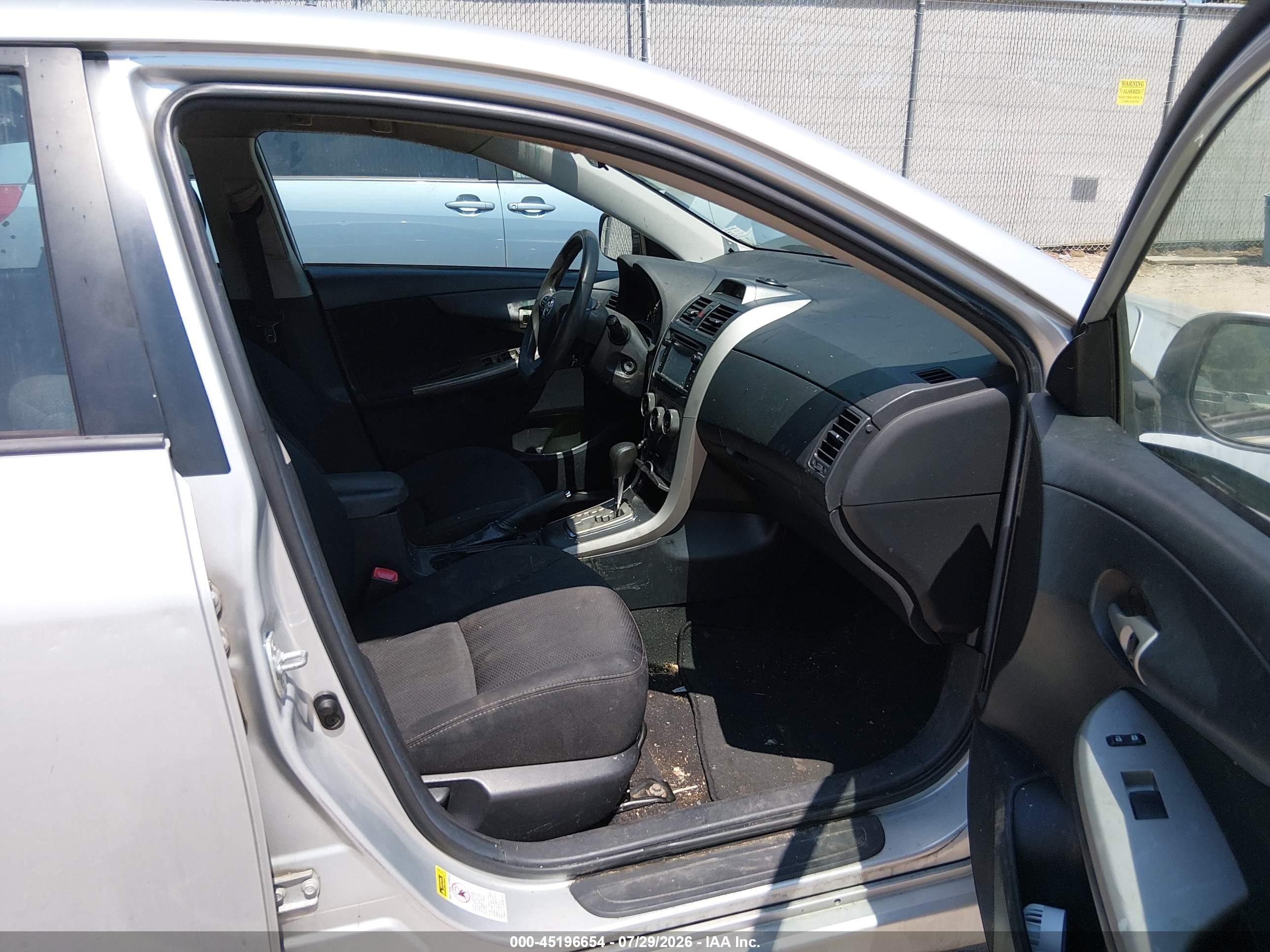 2013 Toyota Corolla S Silver vin: 2T1BU4EE2DC999497
