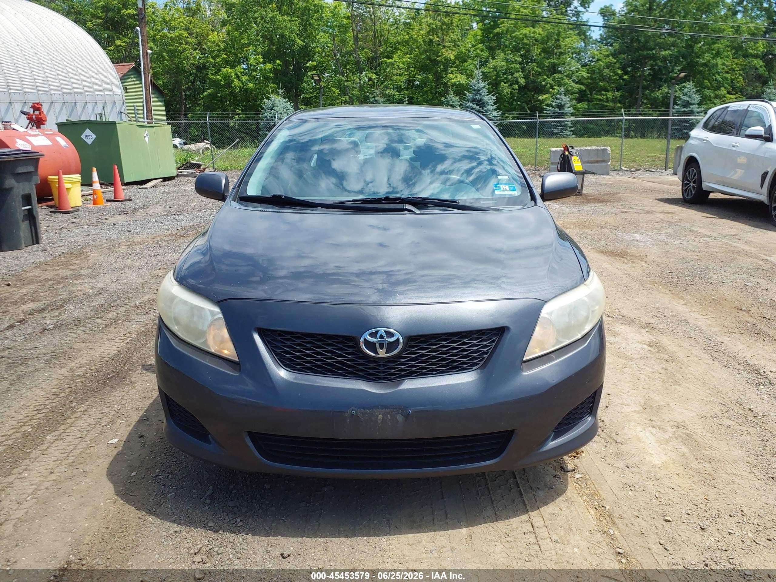 2010 Toyota Corolla Le Gray vin: 2T1BU4EE3AC215999